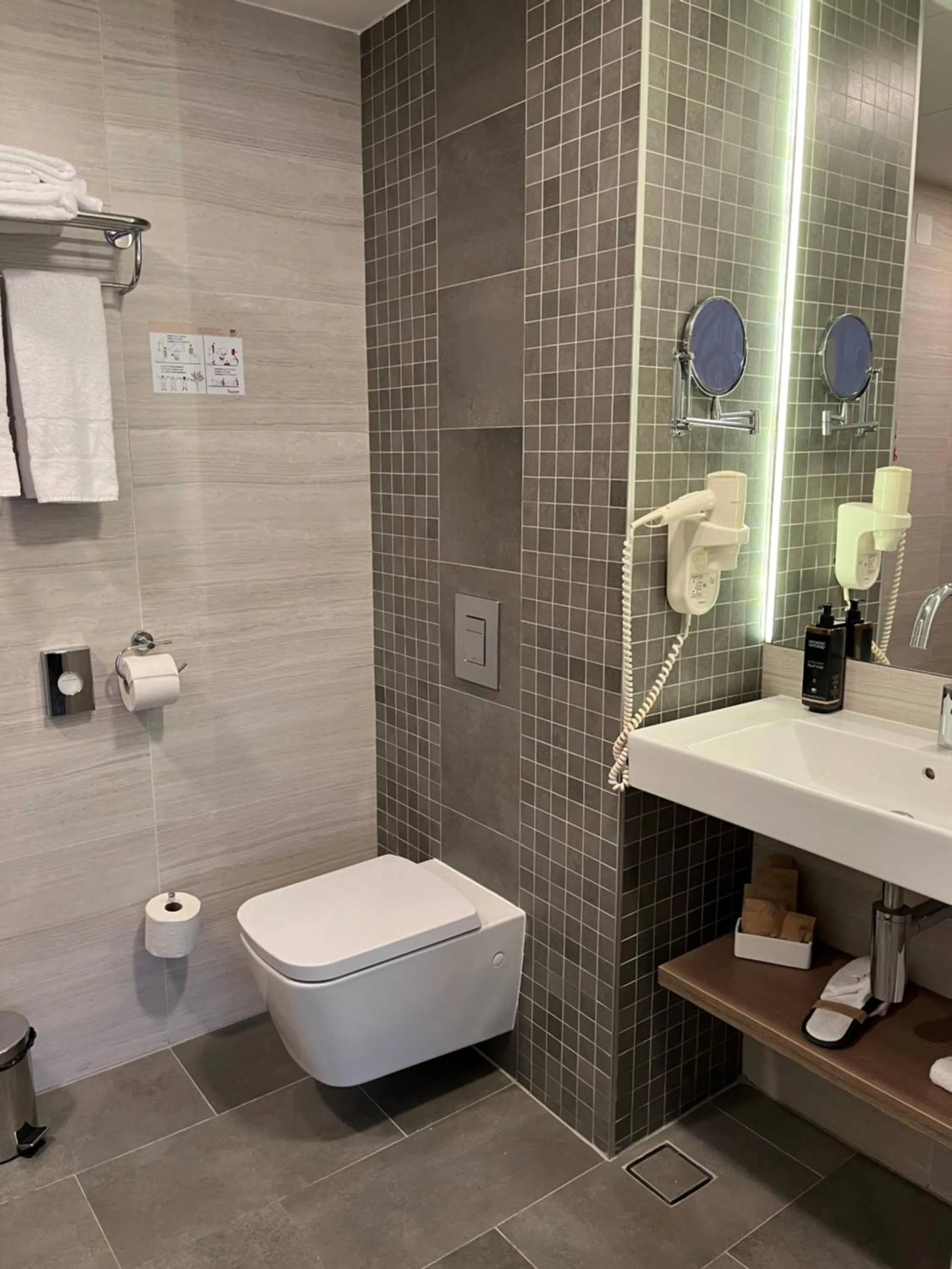 Bathroom in Mercure Bucharest City Center