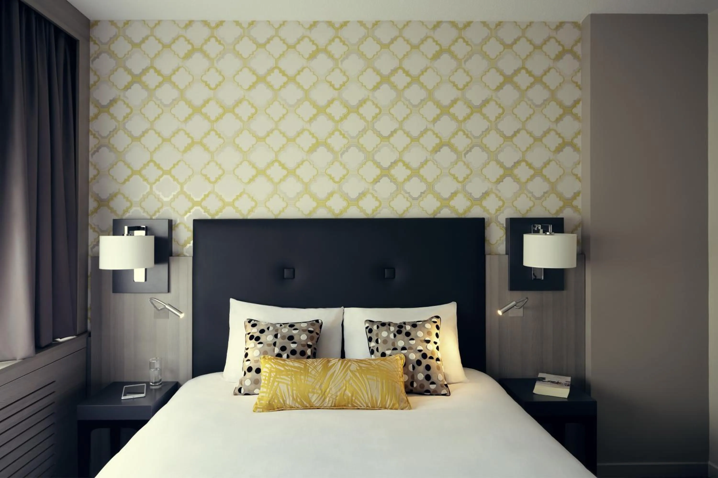 Bed in Mercure Orange Centre A7/A9