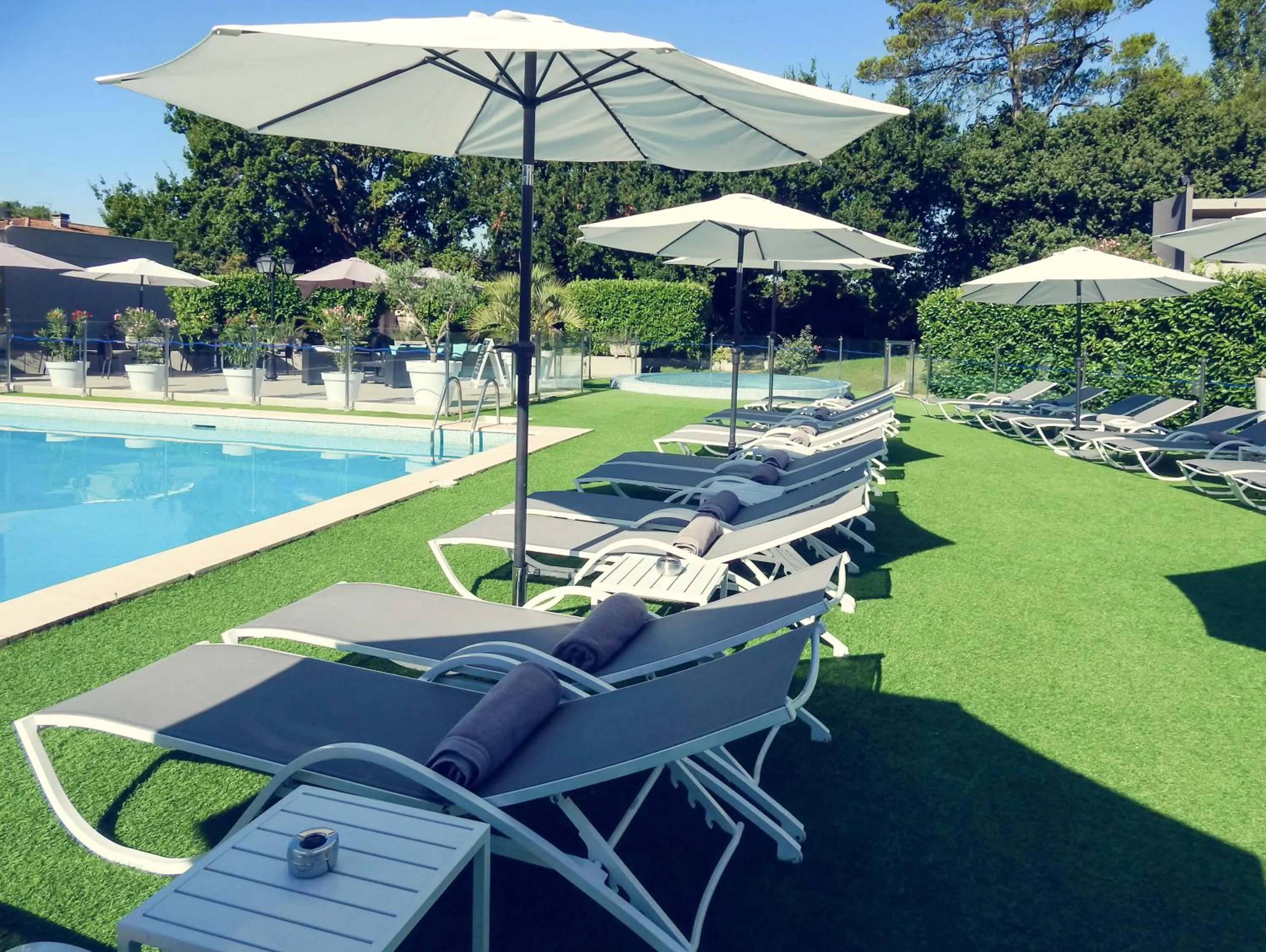 Solarium in Mercure Orange Centre A7/A9