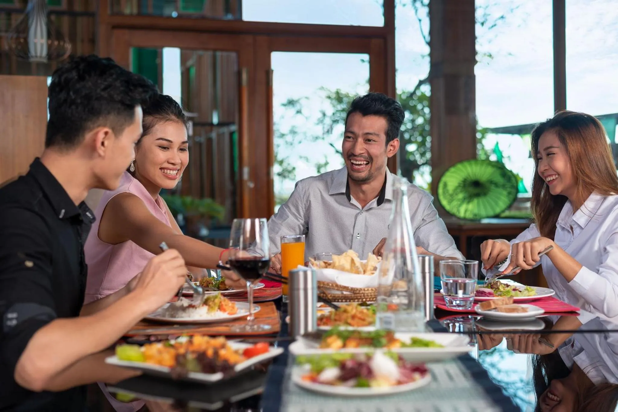 Restaurant/places to eat in Novotel Inle Lake Myat Min