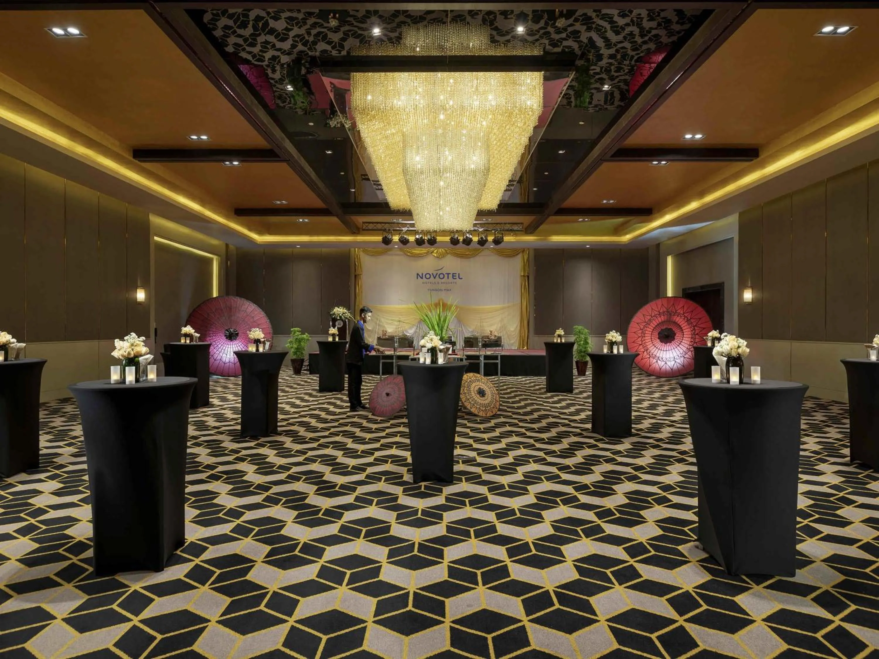 wedding in Novotel Yangon Max