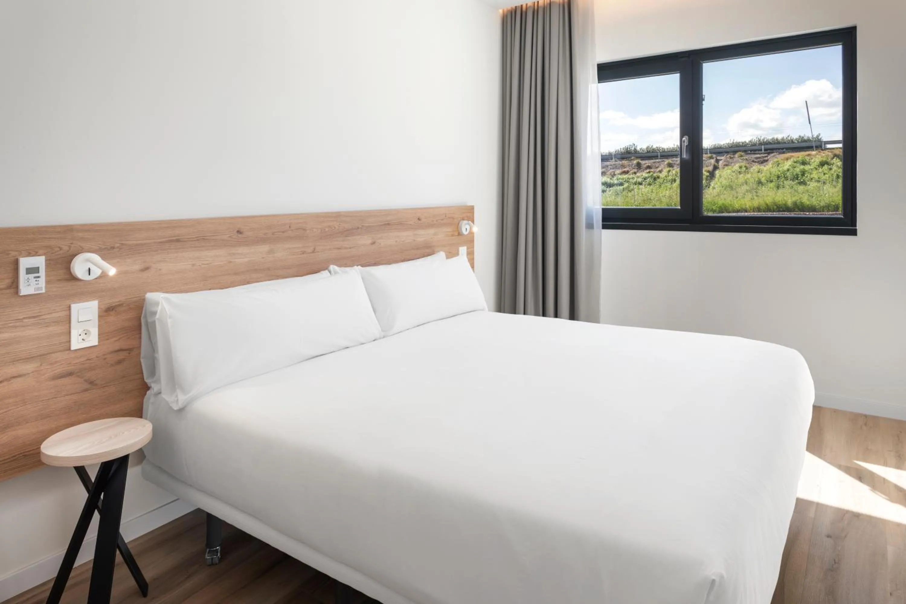 Bed in B&B HOTEL Écija