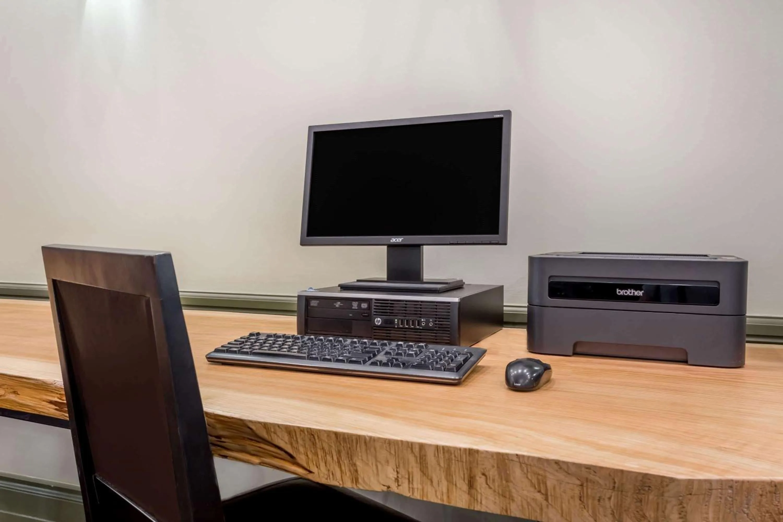 Business facilities in Ramada by Wyndham Hinton