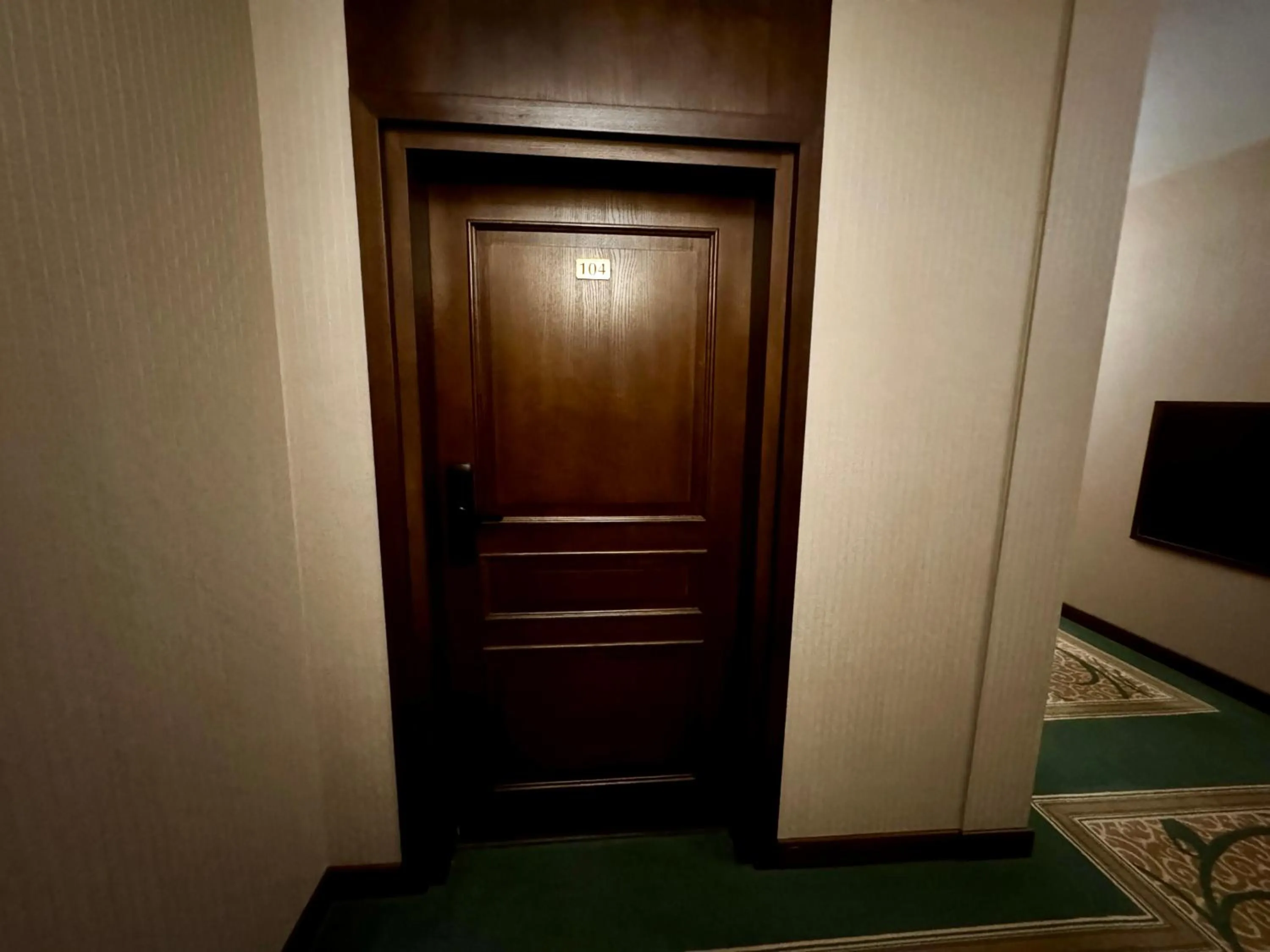 Facade/entrance in DK Dyplomat