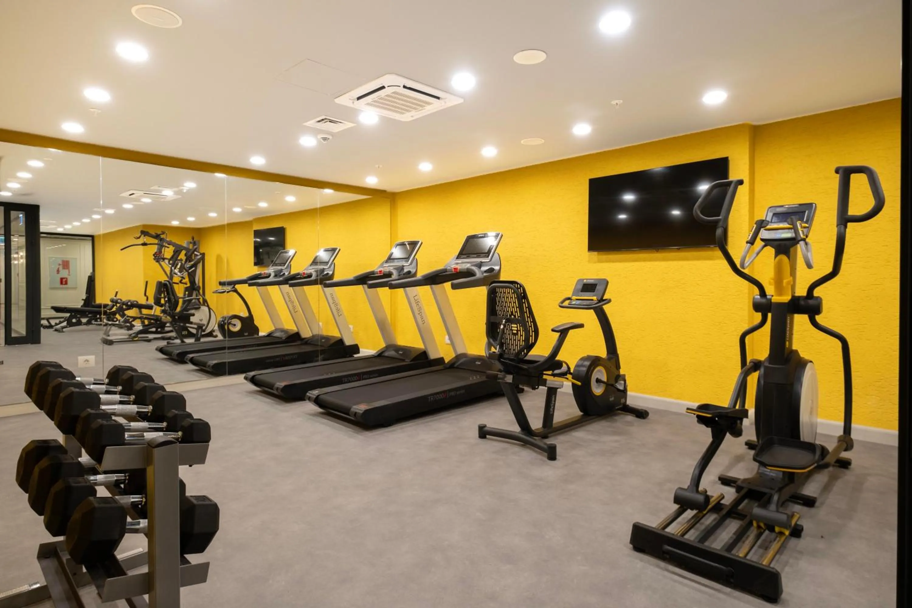 Fitness centre/facilities in New Inn Hotel Old Town