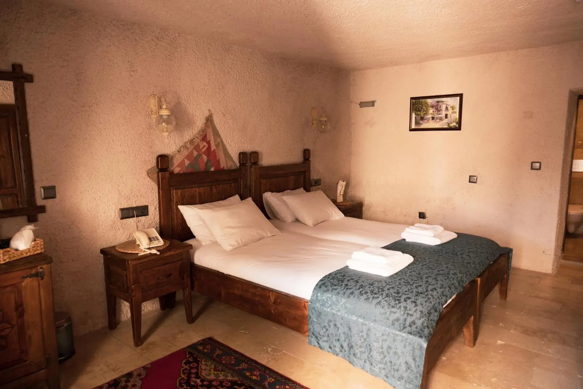Deluxe Double or Twin Room with Garden View - single occupancy in Göreme Stone Age Deluxe Double or Twin Room with Garden View - single occupancy in Göreme Stone Age