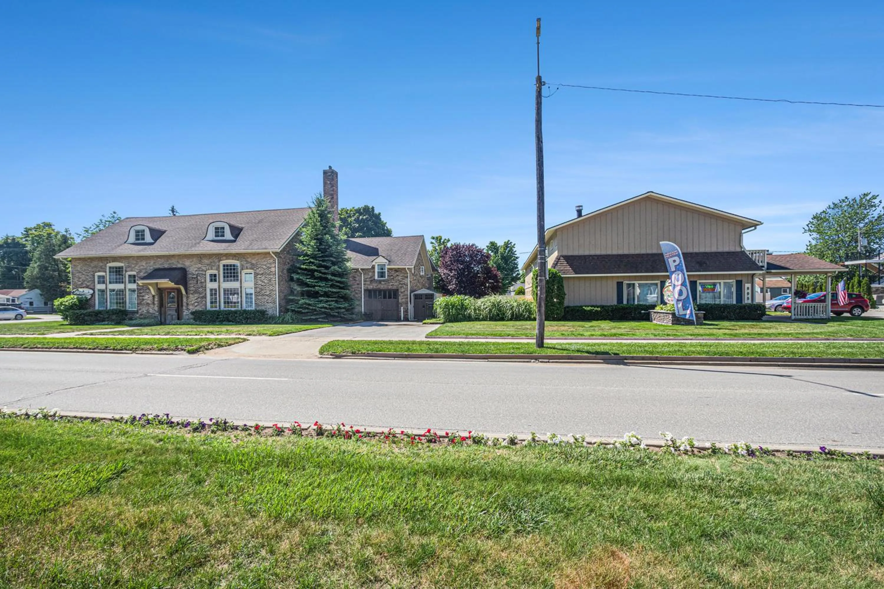 Property building in Ludington Pier House