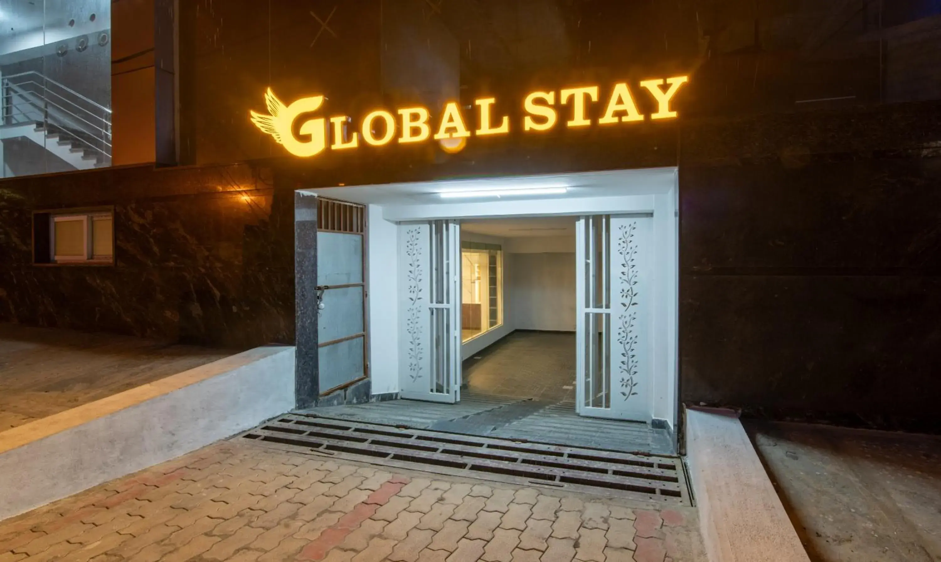 Facade/entrance in Treebo Global Stay, Jayanagar Facade/entrance in Treebo Global Stay, Jayanagar