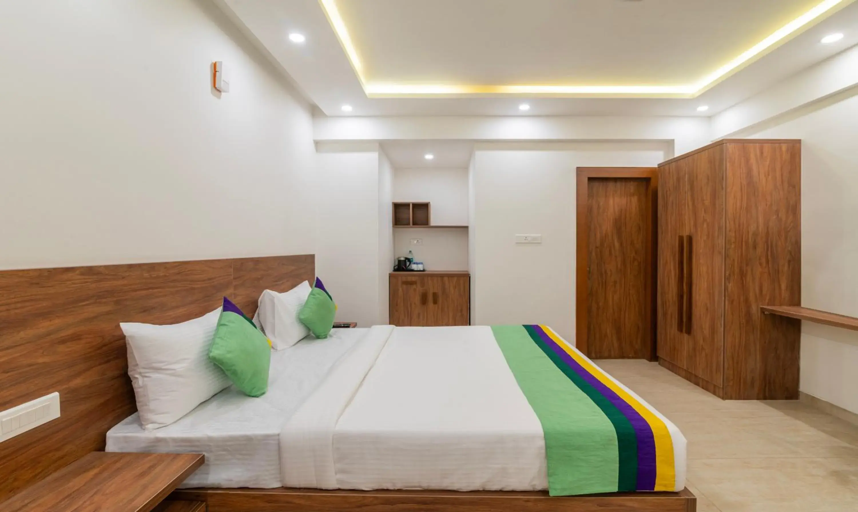 Bedroom, Bed in Treebo Global Stay, Jayanagar Bedroom, Bed in Treebo Global Stay, Jayanagar