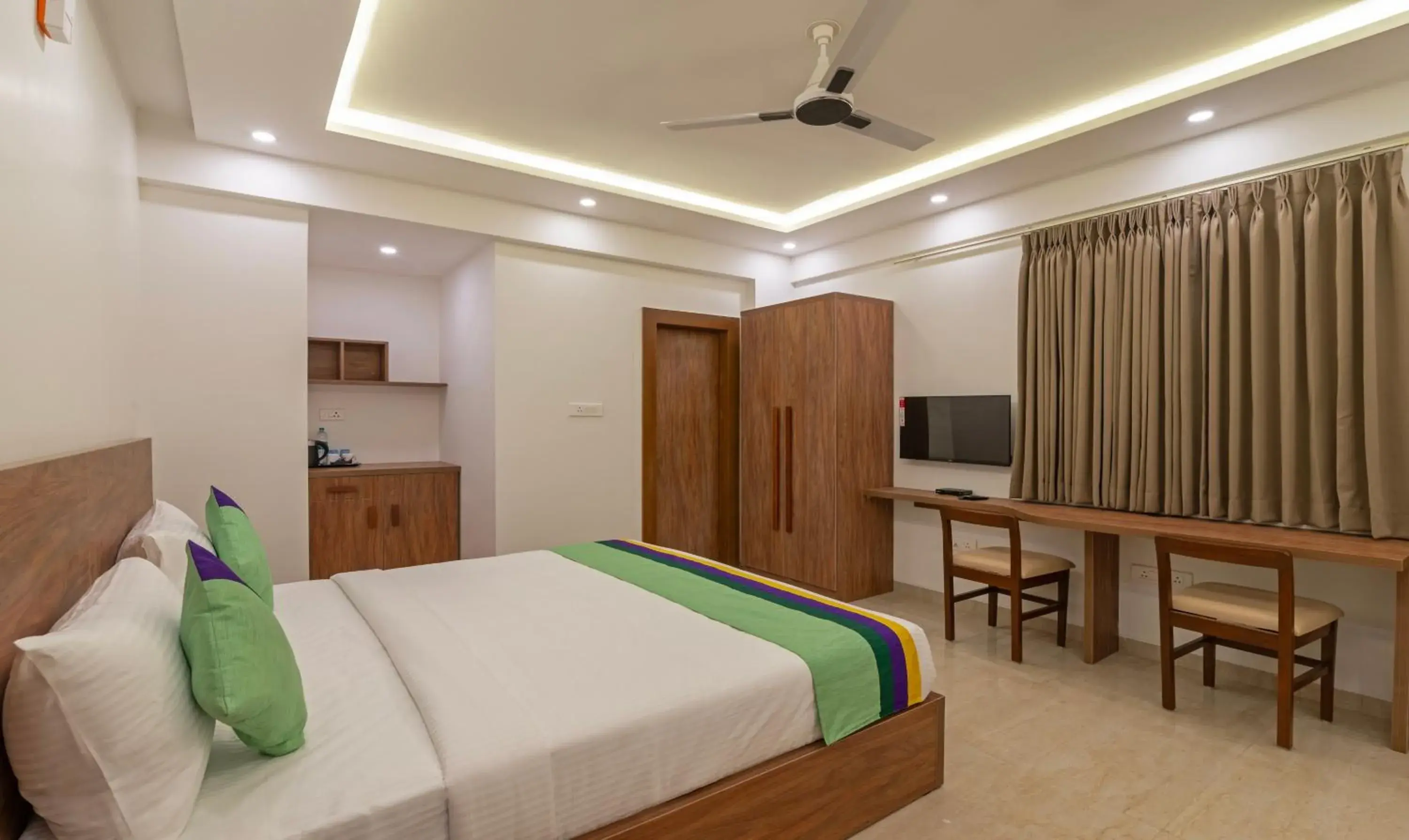 Bedroom, Bed in Treebo Global Stay, Jayanagar Bedroom, Bed in Treebo Global Stay, Jayanagar