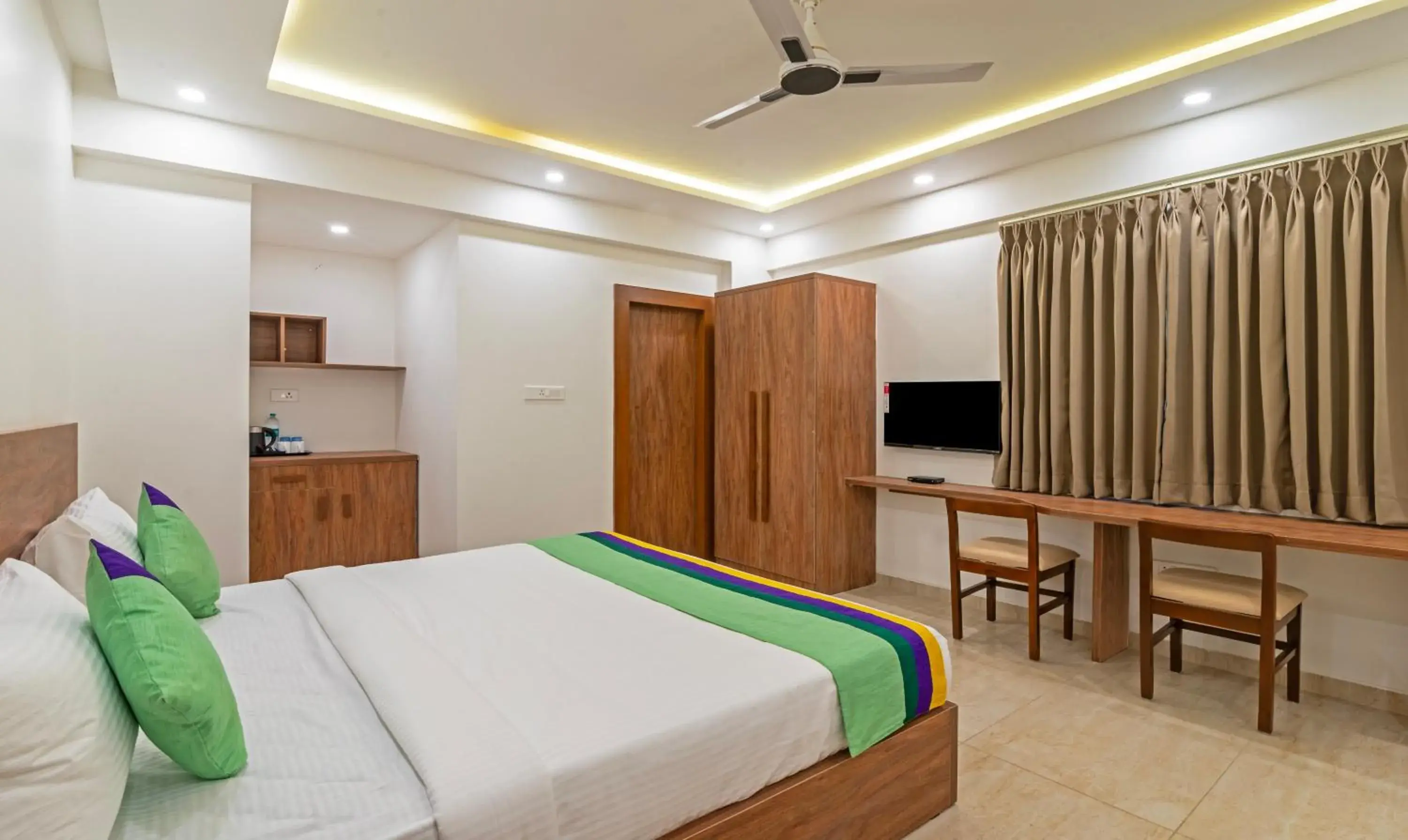 Bedroom, Bed in Treebo Global Stay, Jayanagar Bedroom, Bed in Treebo Global Stay, Jayanagar