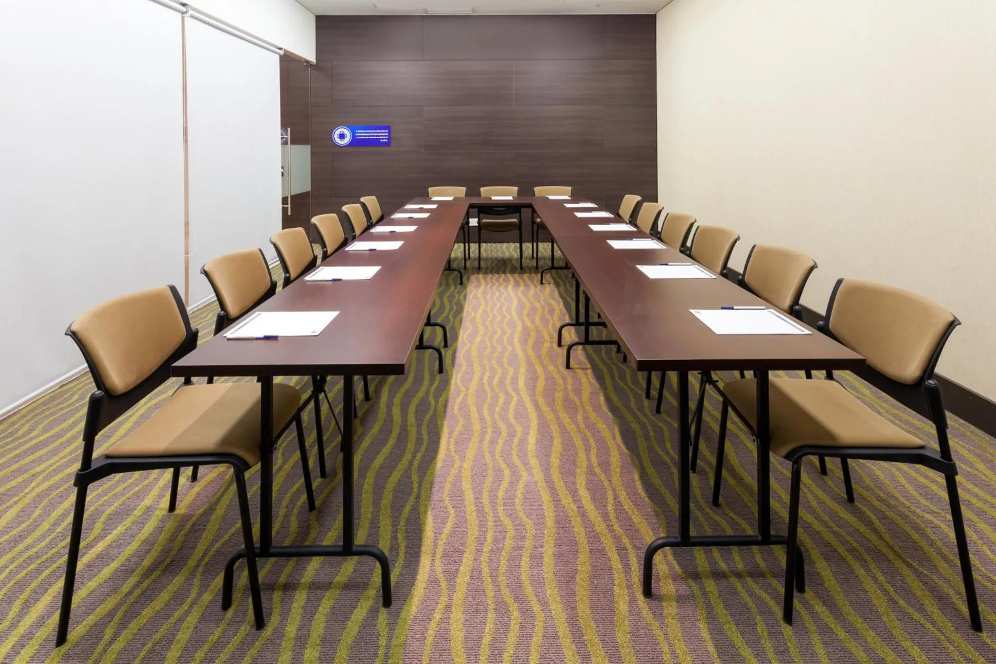 Meeting/conference room in Holiday Inn Express - Cartagena Bocagrande by IHG