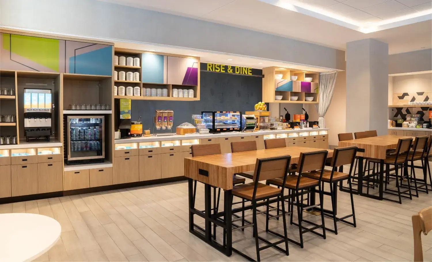 Breakfast in Home2 Suites by Hilton Fort Walton Beach Eglin AirForce Base Breakfast in Home2 Suites by Hilton Fort Walton Beach Eglin AirForce Base