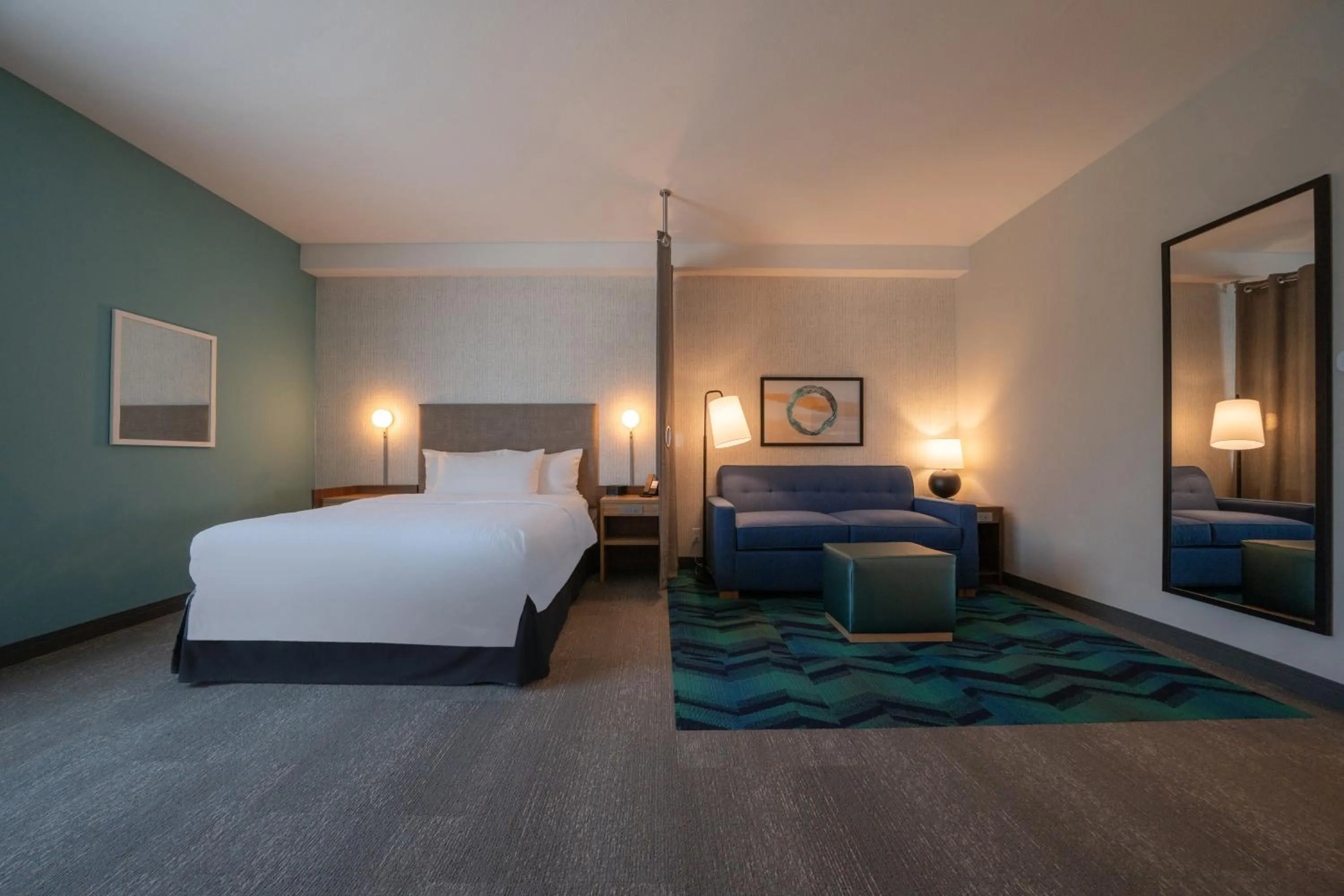 Bed in Home2 Suites by Hilton Fort Walton Beach Eglin AirForce Base