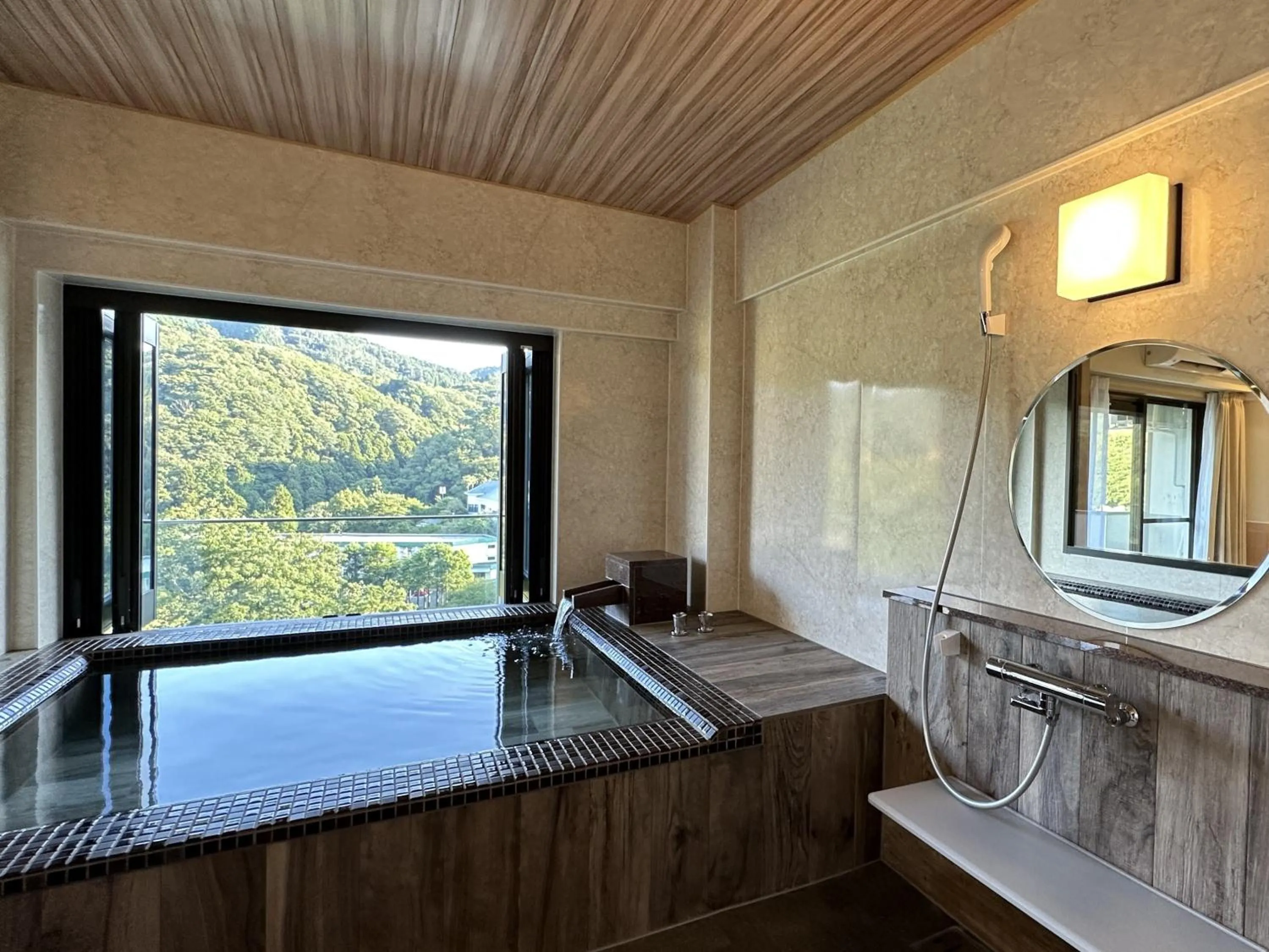 Open Air Bath in ガーランドコート宇佐美 GarlandCourt Usami