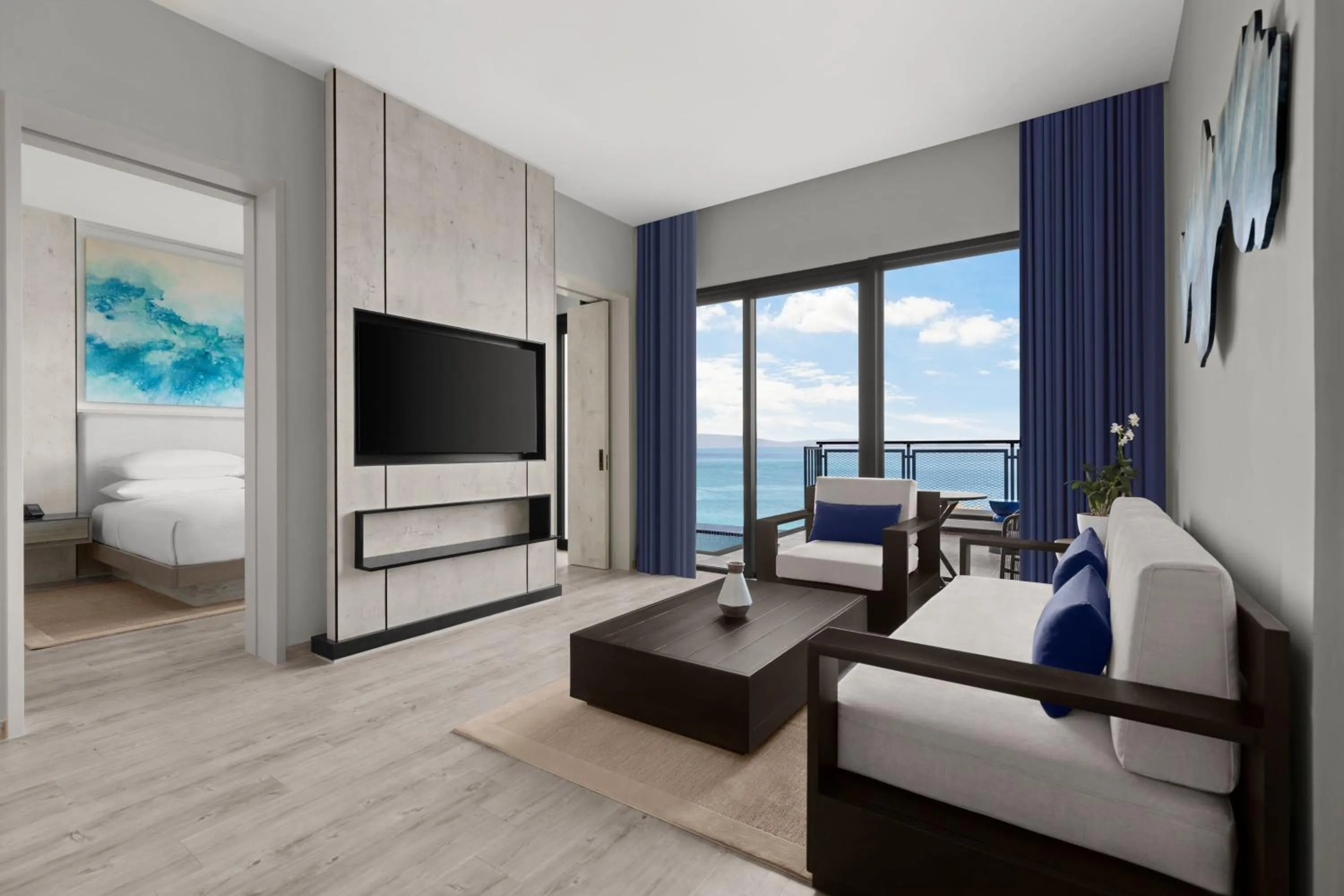 Swimming pool, Bed in Perhentian Marriott Resort & Spa