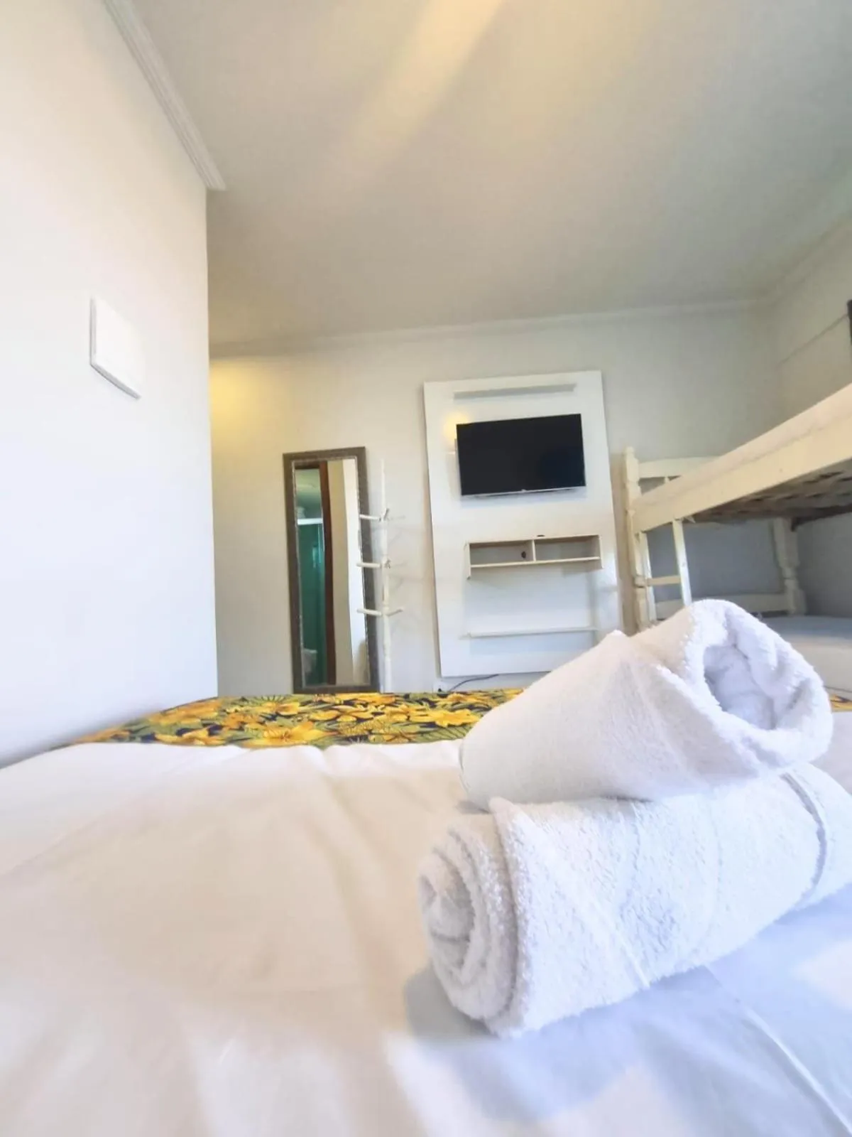 Photo of the whole room, Bed in Terra Nova Cabo Frio Front Beach