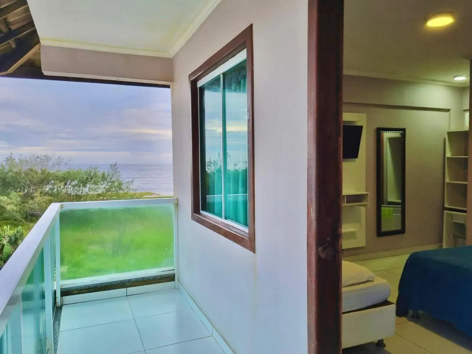 Triple Room with Pool View in Terra Nova Cabo Frio Front Beach Triple Room with Pool View in Terra Nova Cabo Frio Front Beach