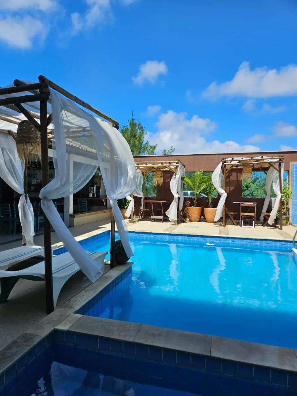 Swimming pool in Terra Nova Cabo Frio Front Beach