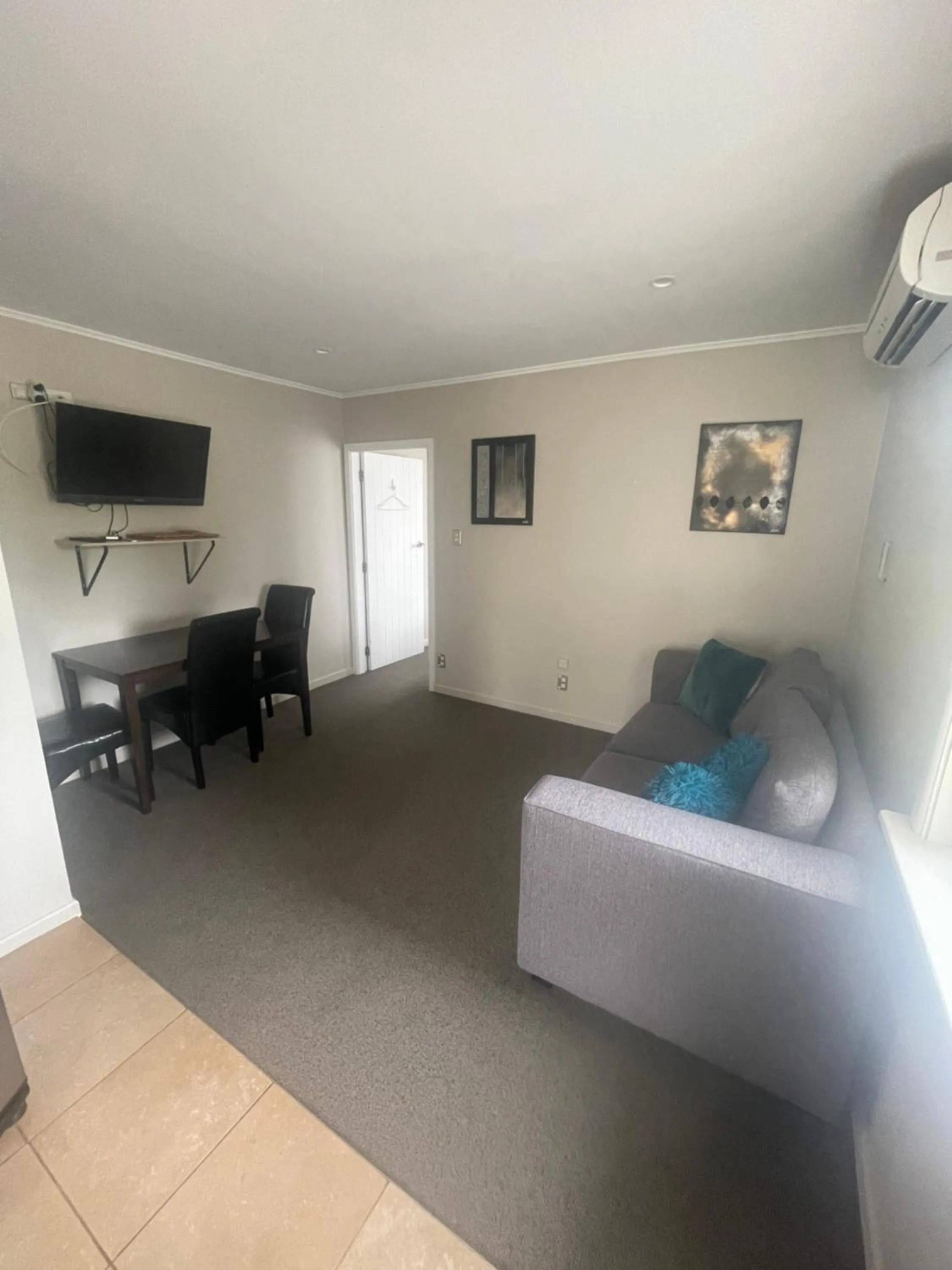 Springfield Motel and Lodge