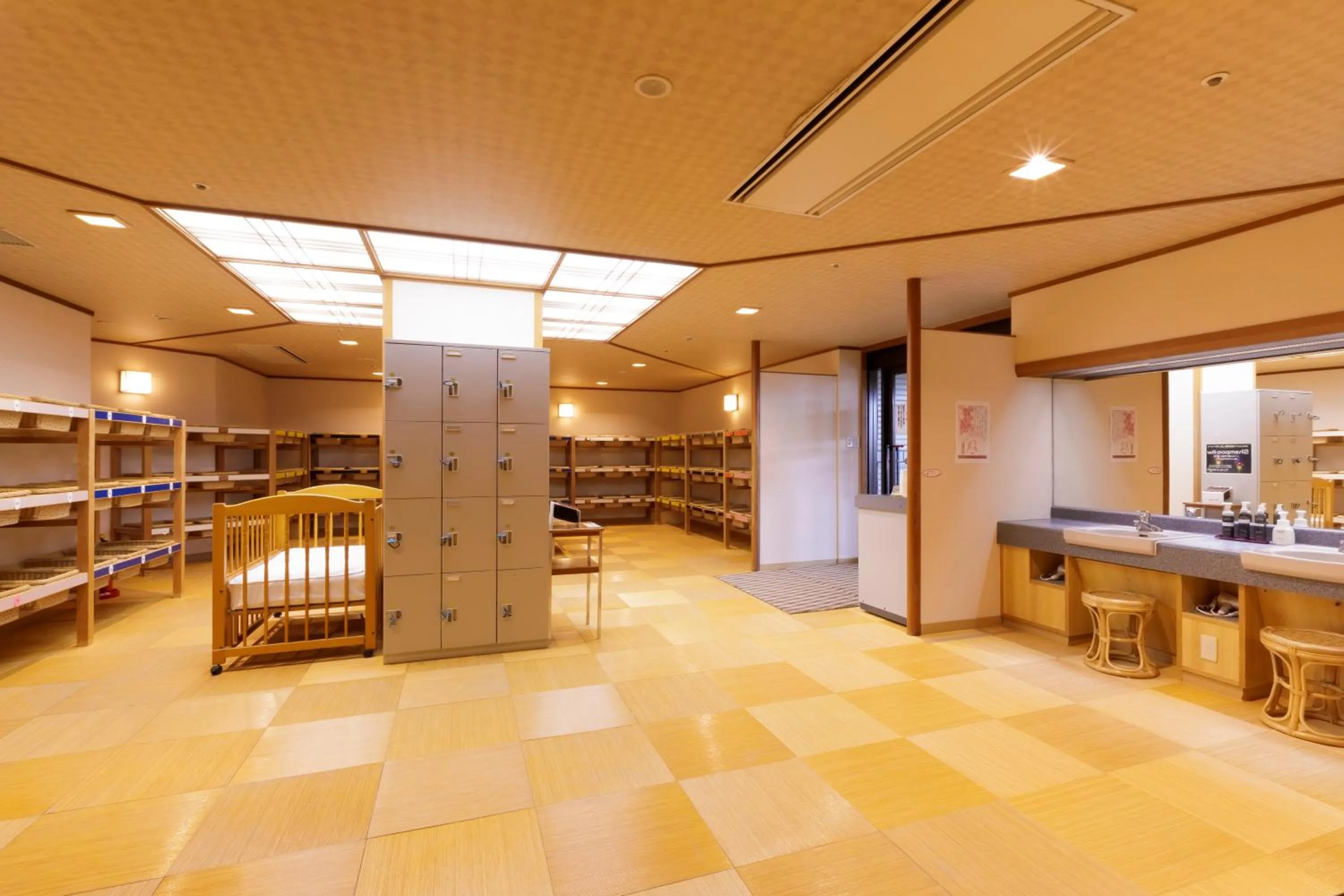 Public Bath in Hotel Shion