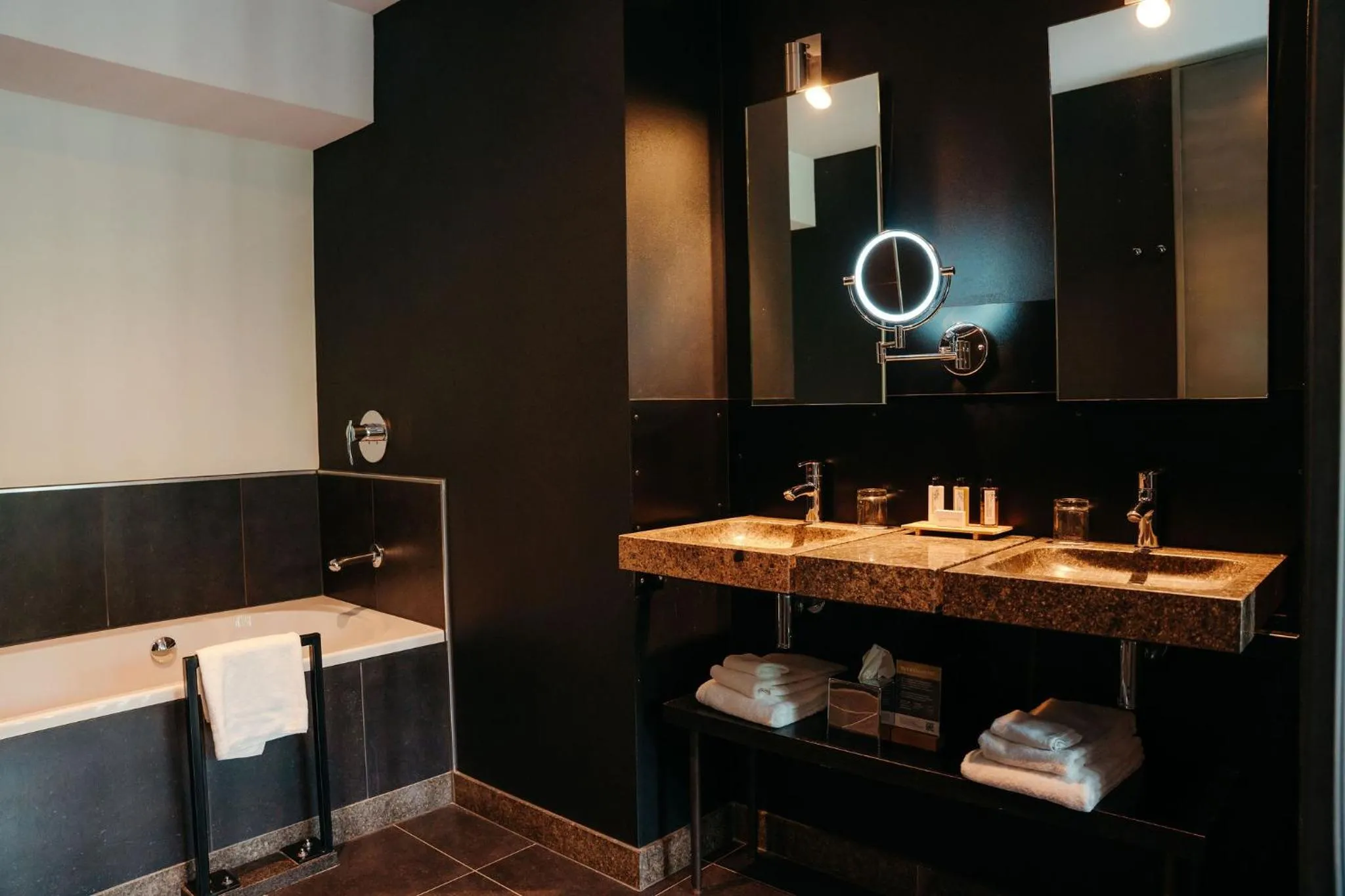 Bathroom in Hotel Gastronomique de Echoput