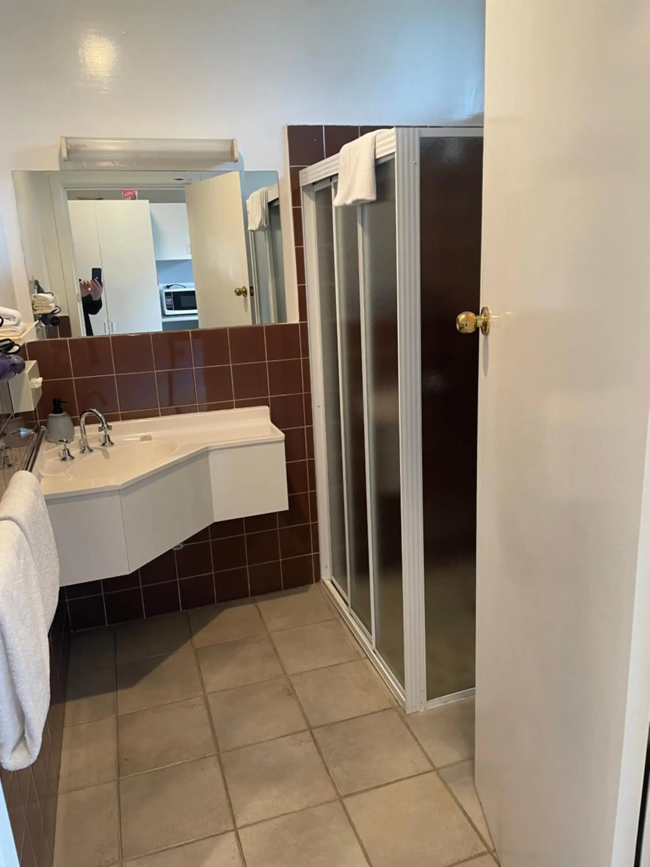 Classic Double or Twin Room - Interconnecting in Camperdown Cascade Motel Classic Double or Twin Room - Interconnecting in Camperdown Cascade Motel