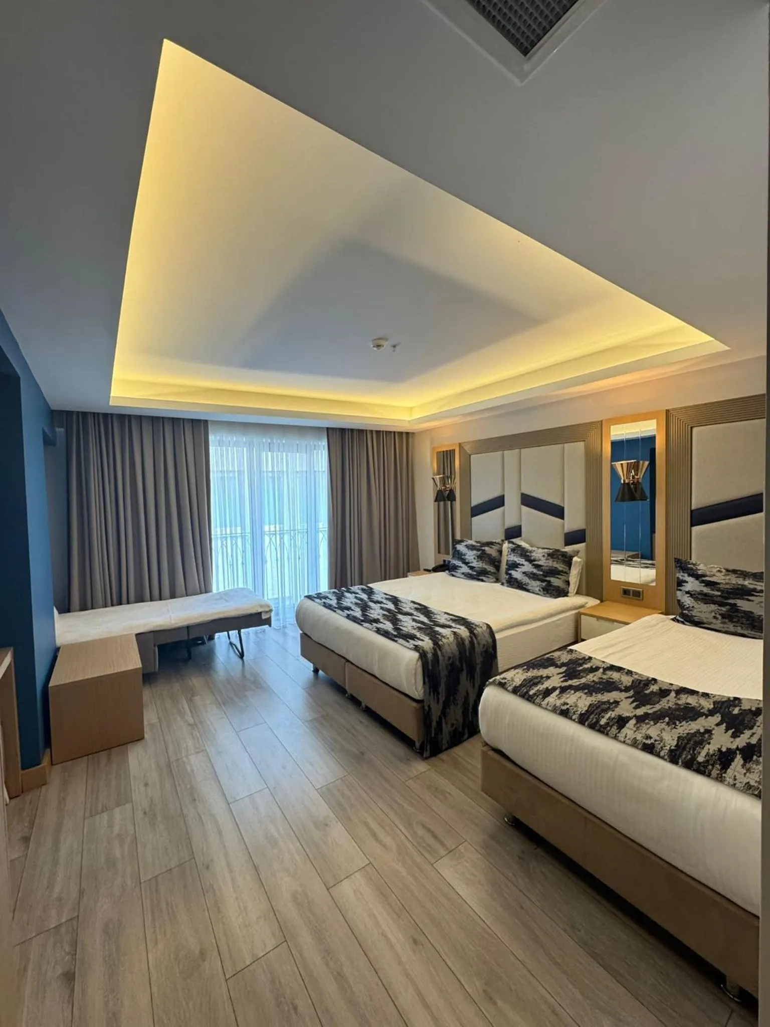 Bed in Downtown Sirkeci Hotel