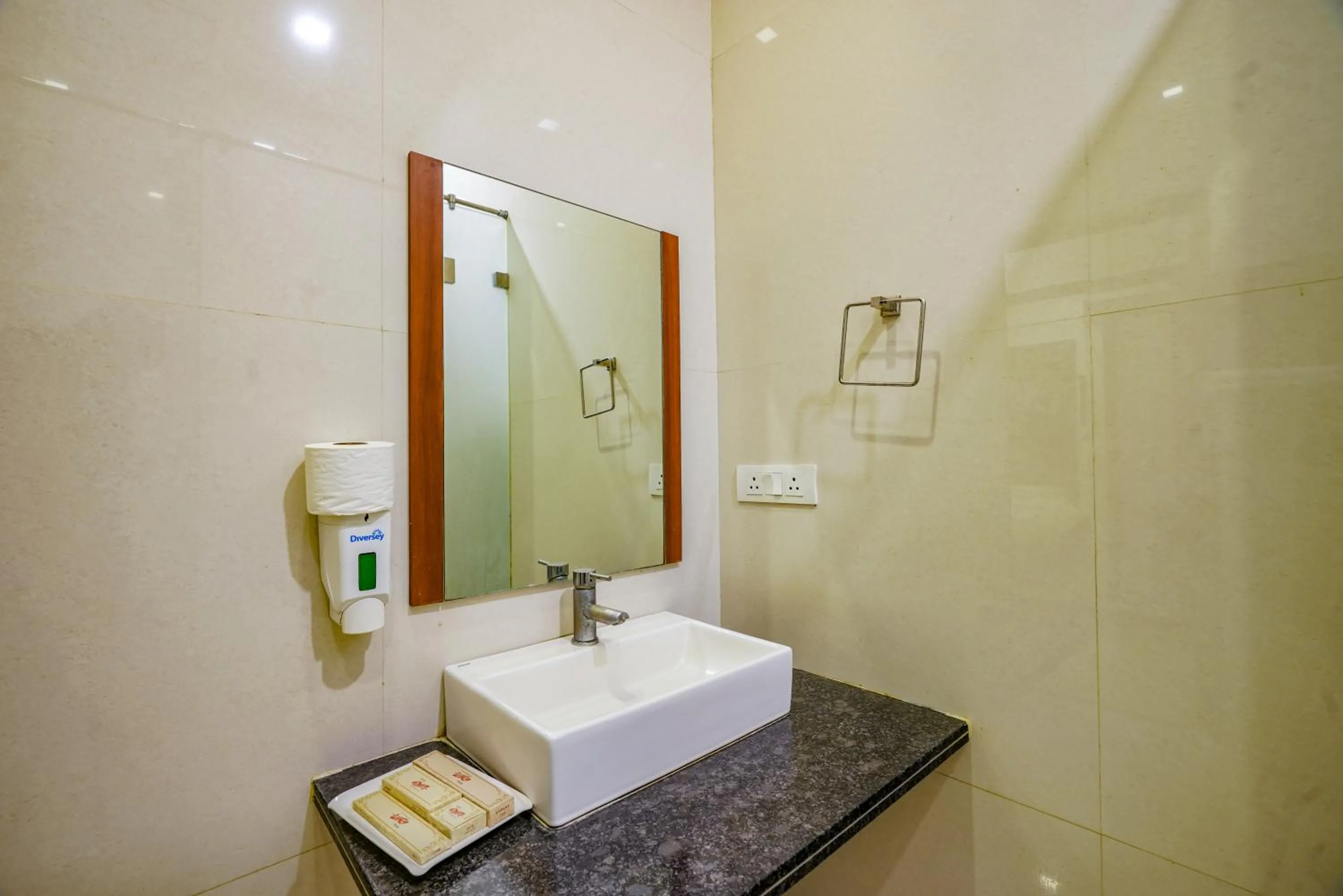 Bathroom in Hotel Aram