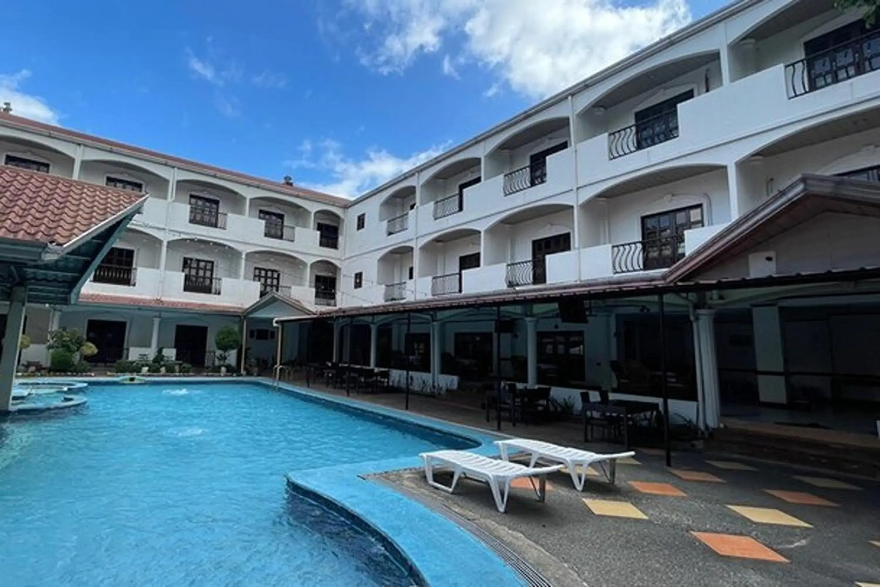 Property building in Angeles Palace Hotel Property building in Angeles Palace Hotel