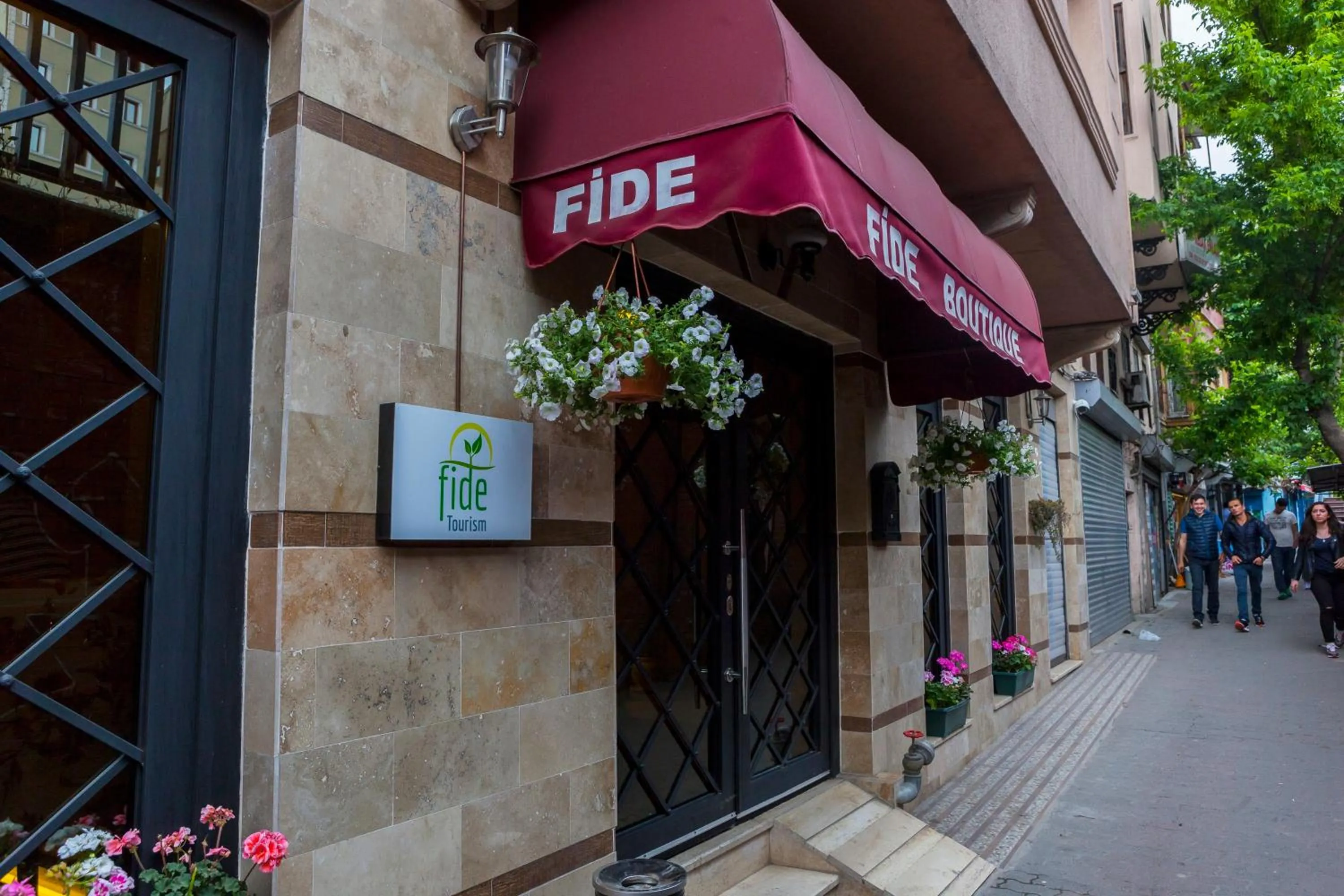 Property building in Fide Hotel