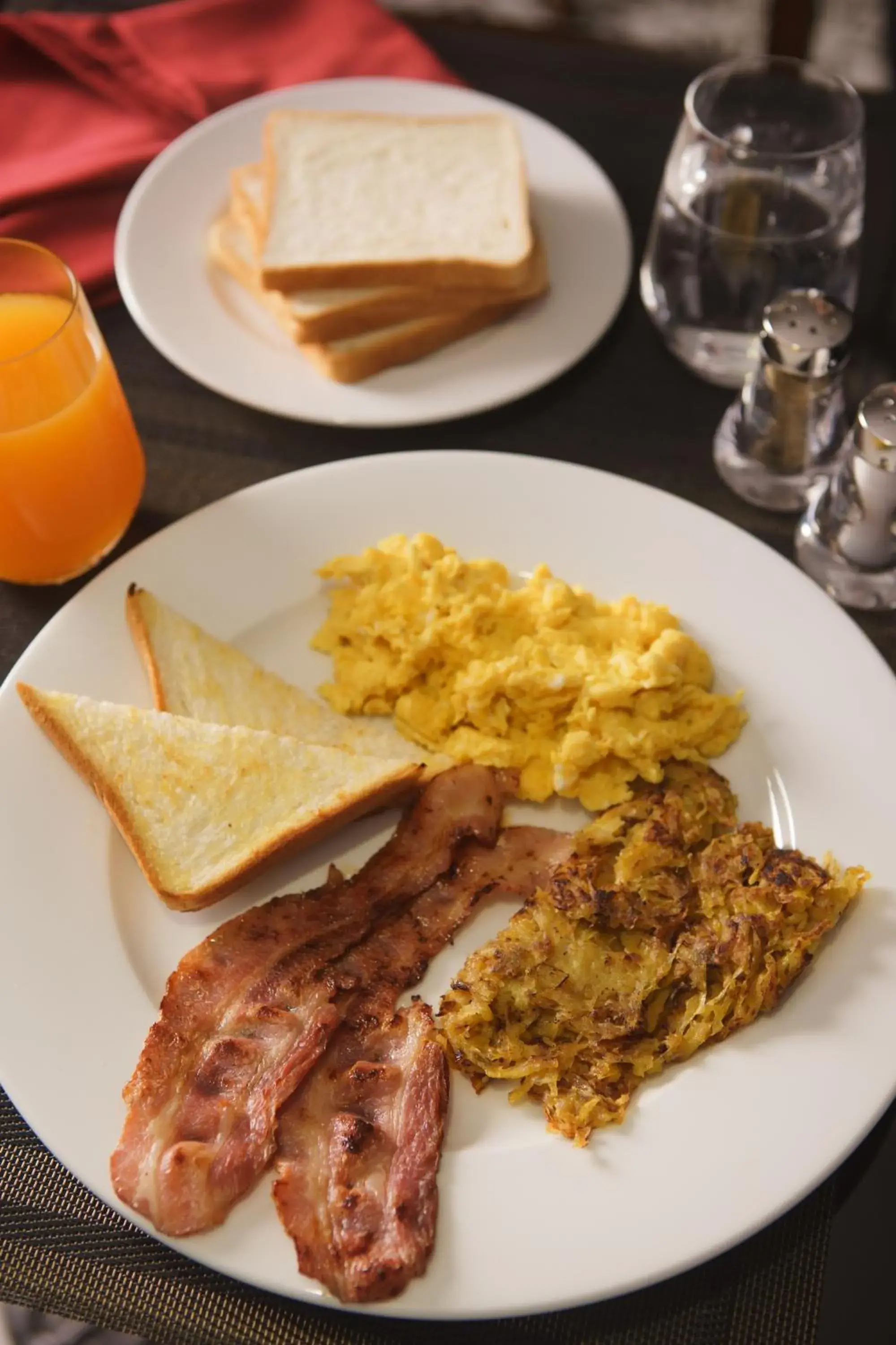 Food and drinks in Hanoi Veris Boutique Hotel & Spa Food and drinks in Hanoi Veris Boutique Hotel & Spa