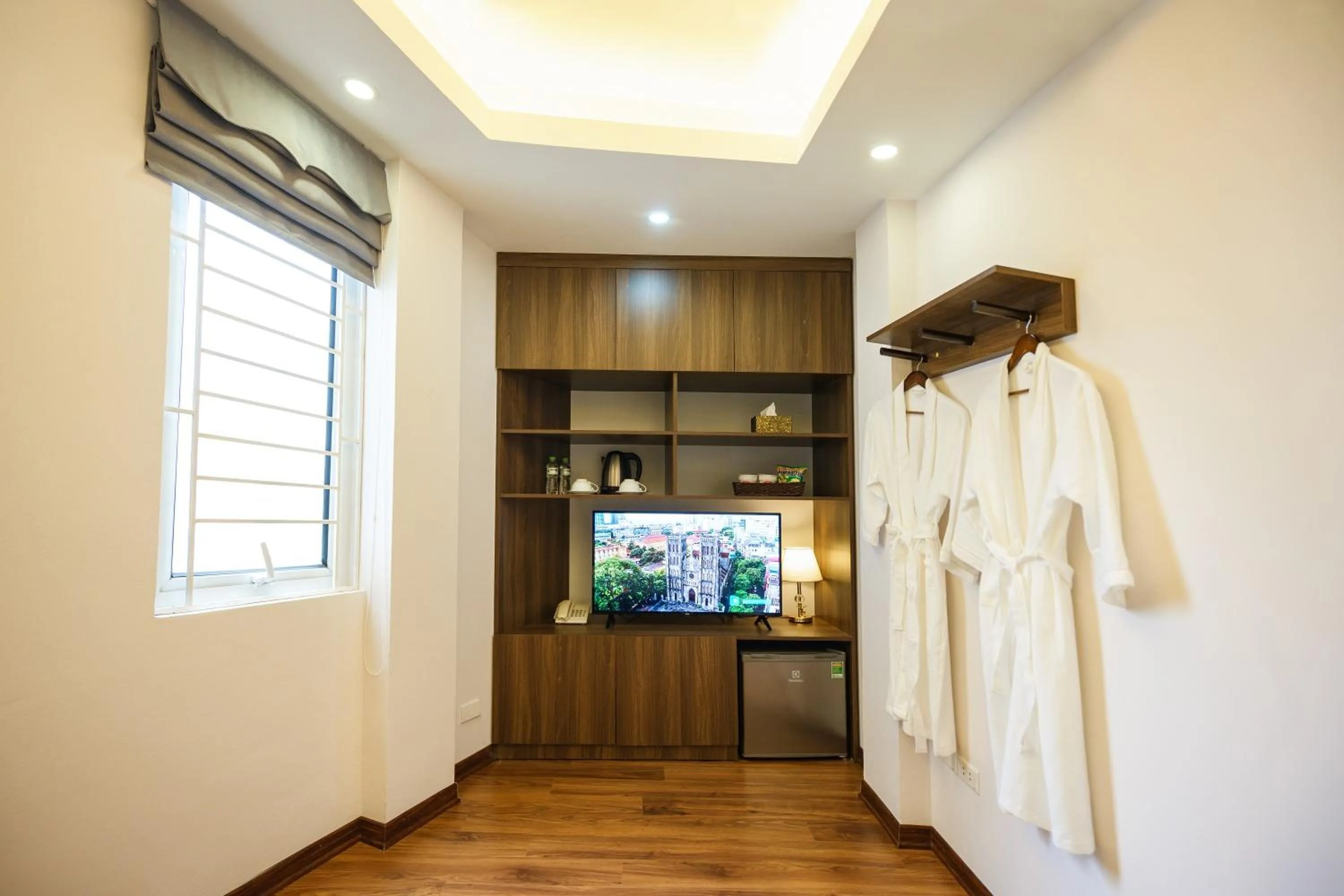 TV and multimedia in Hanoi Veris Boutique Hotel & Spa