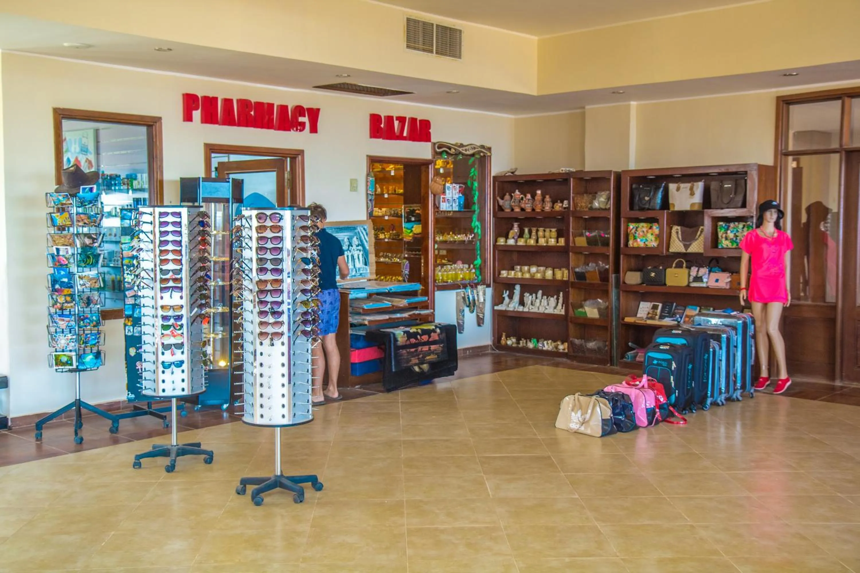 On-site shops in Viva Blue Resort and Diving Sharm El Naga (Adults Only)