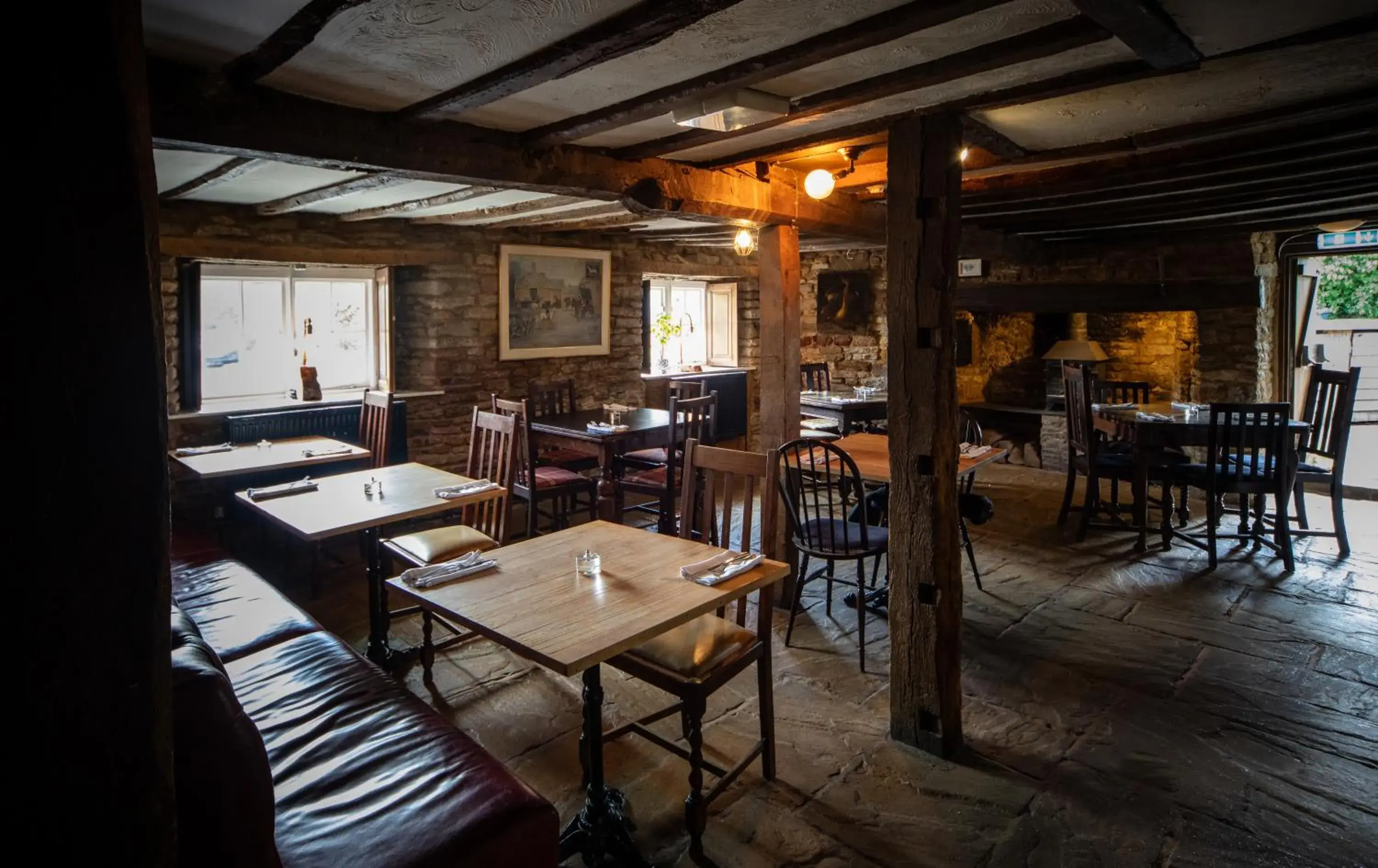 Restaurant/places to eat in The White Horse Inn Restaurant/places to eat in The White Horse Inn