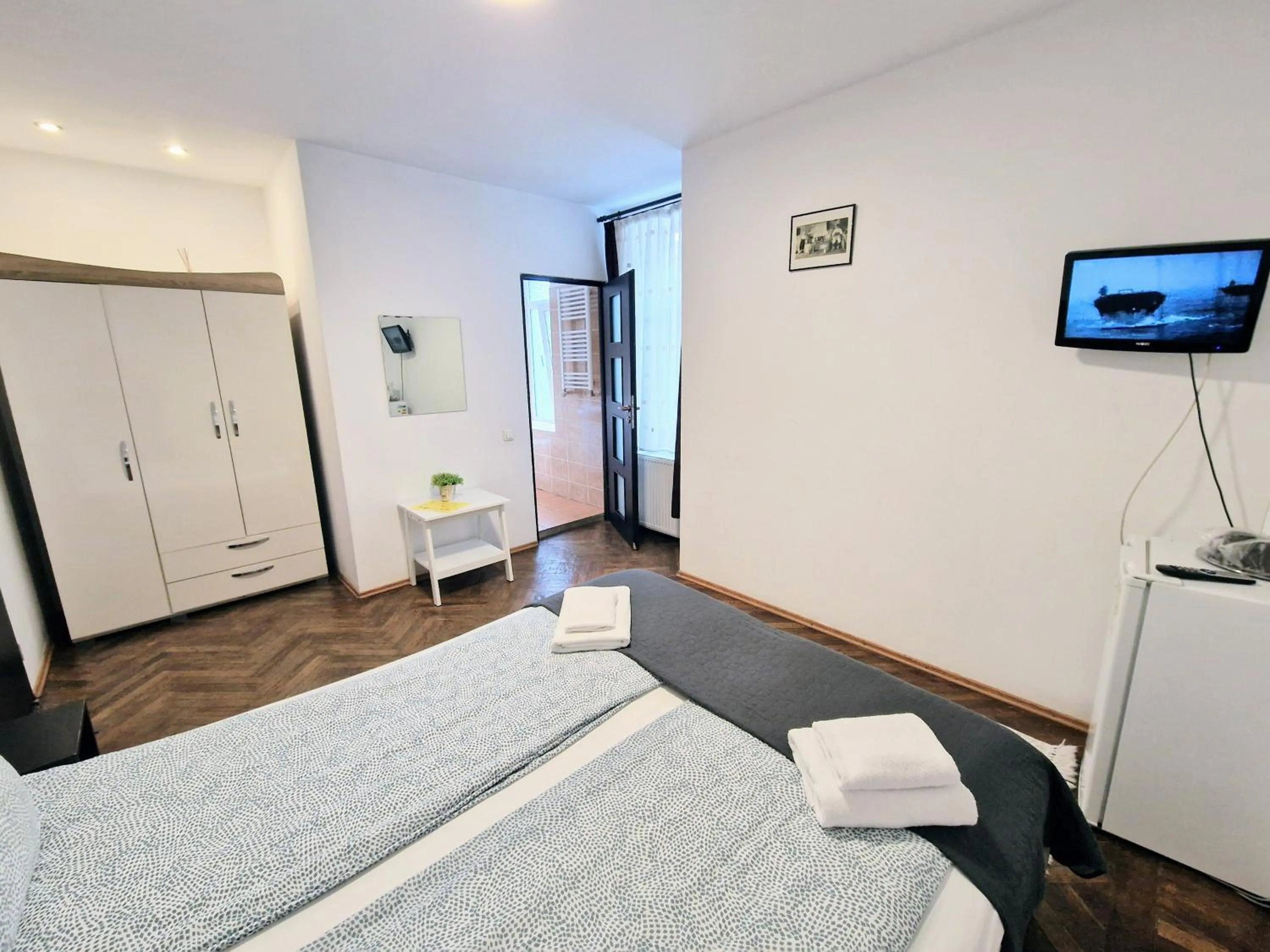 Photo of the whole room, Bed in Main Square Apartments & More