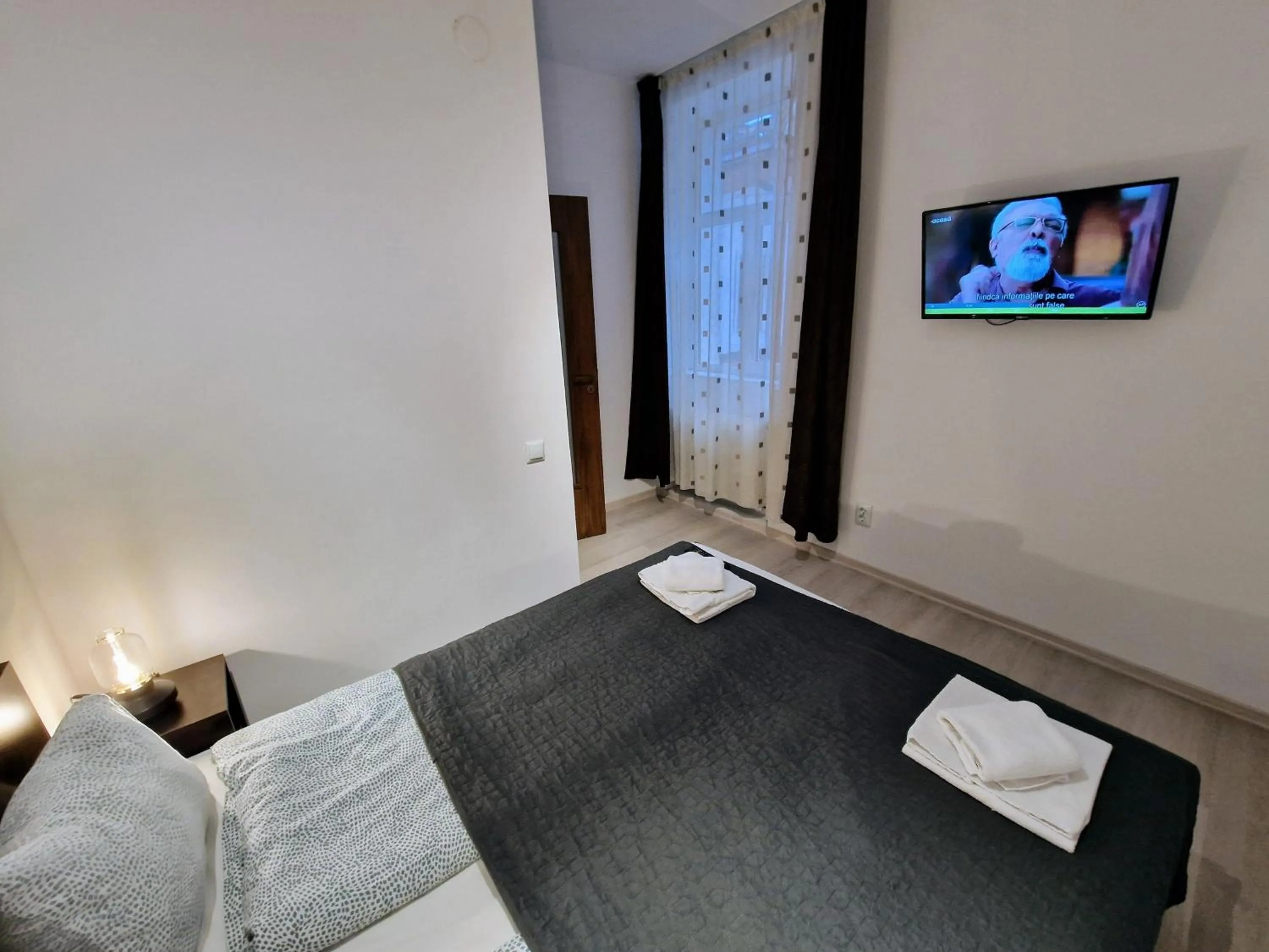 Photo of the whole room, Bed in Main Square Apartments & More