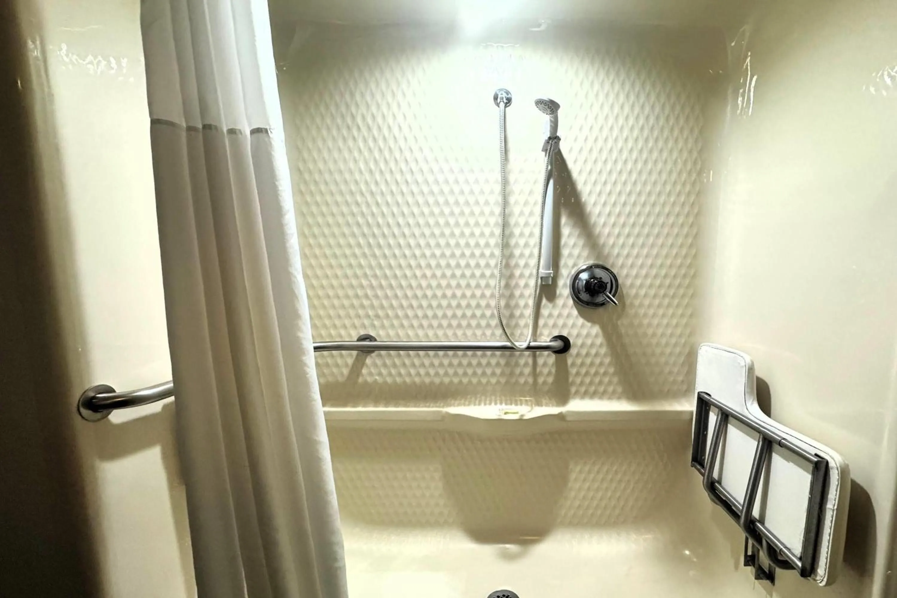 Bathroom in Travelodge by Wyndham