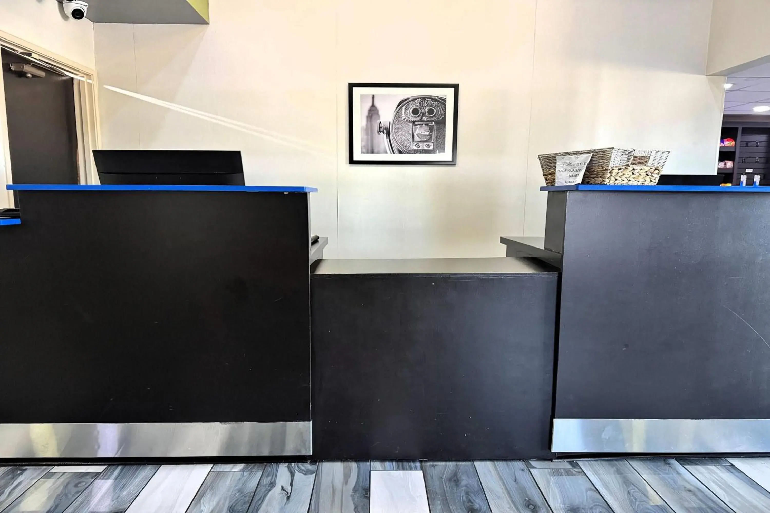 Lobby or reception in Travelodge by Wyndham Lobby or reception in Travelodge by Wyndham