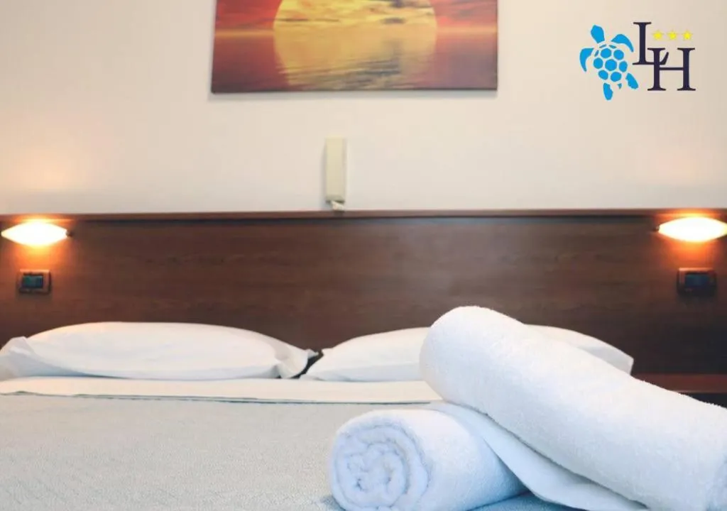 Photo of the whole room, Bed in Hotel Lora RDA Luxury