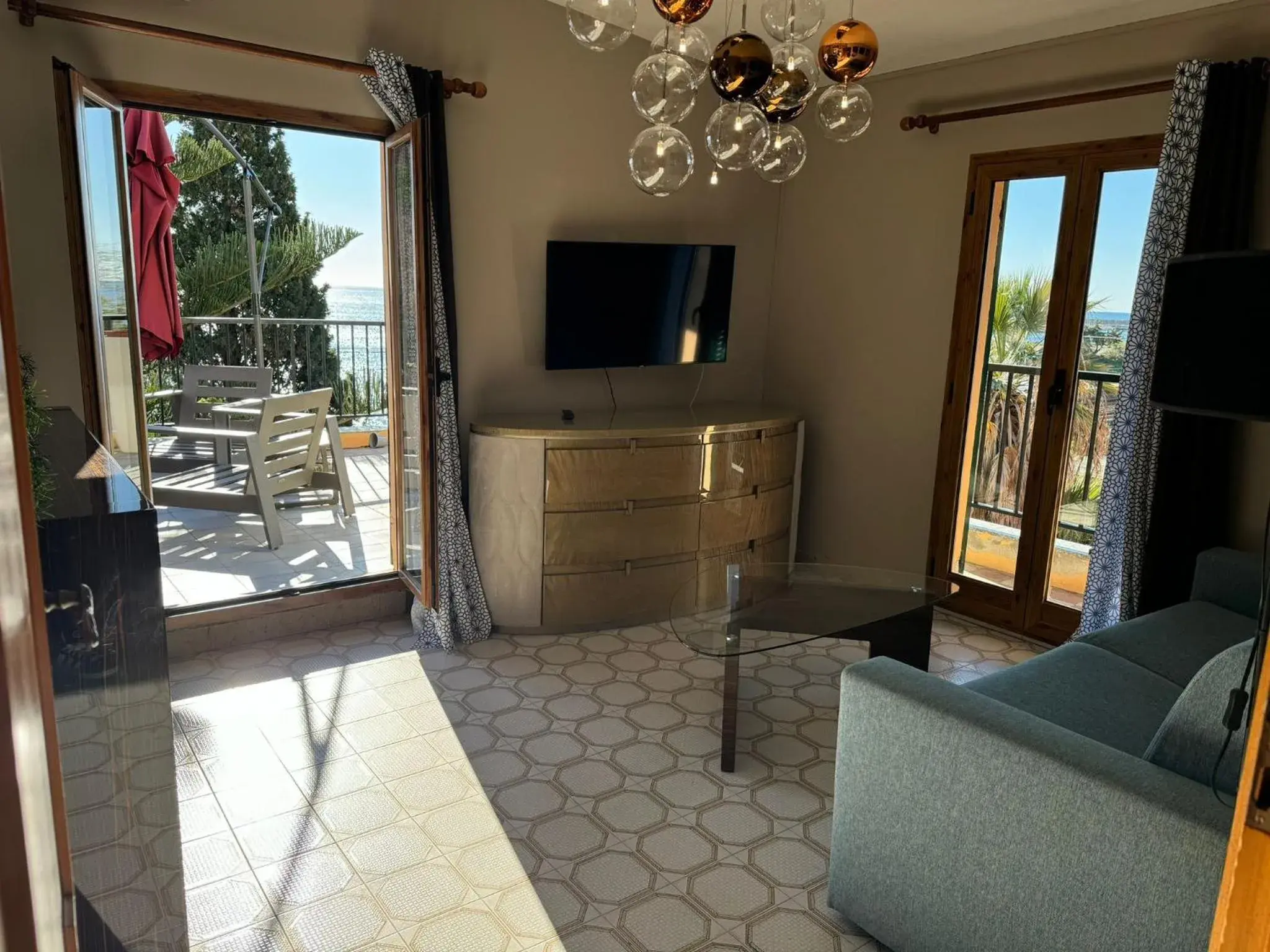 Two-Bedroom Apartment with Terrace and Sea View in Hotel Lora RDA Luxury Two-Bedroom Apartment with Terrace and Sea View in Hotel Lora RDA Luxury