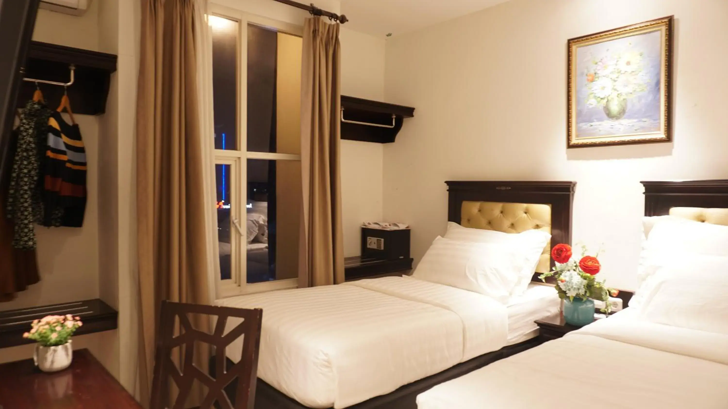 Superior Twin Room in d'primahotel Pattimura Makassar Superior Twin Room in d'primahotel Pattimura Makassar