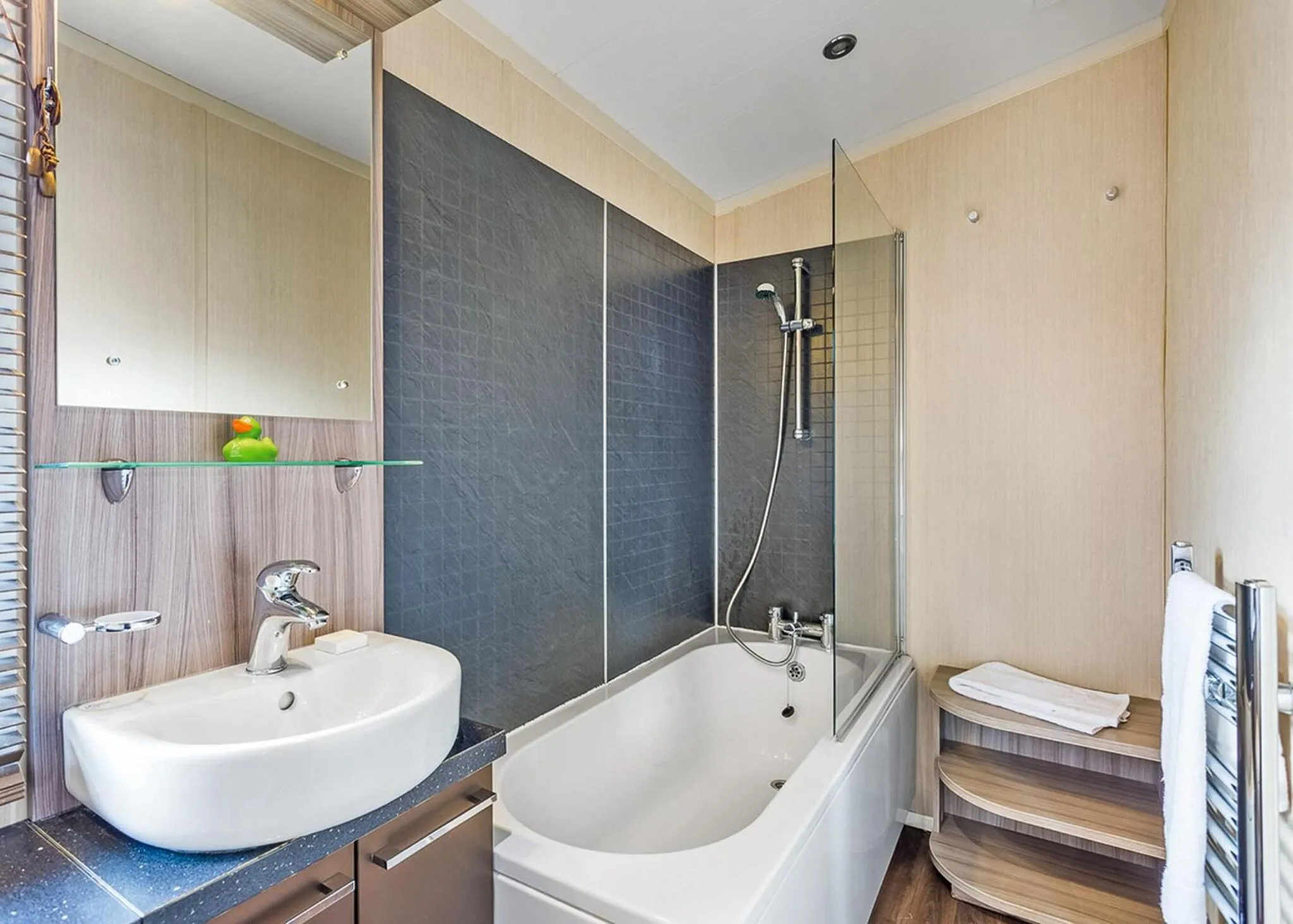 Property building in Cheddar Woods Resort And Spa