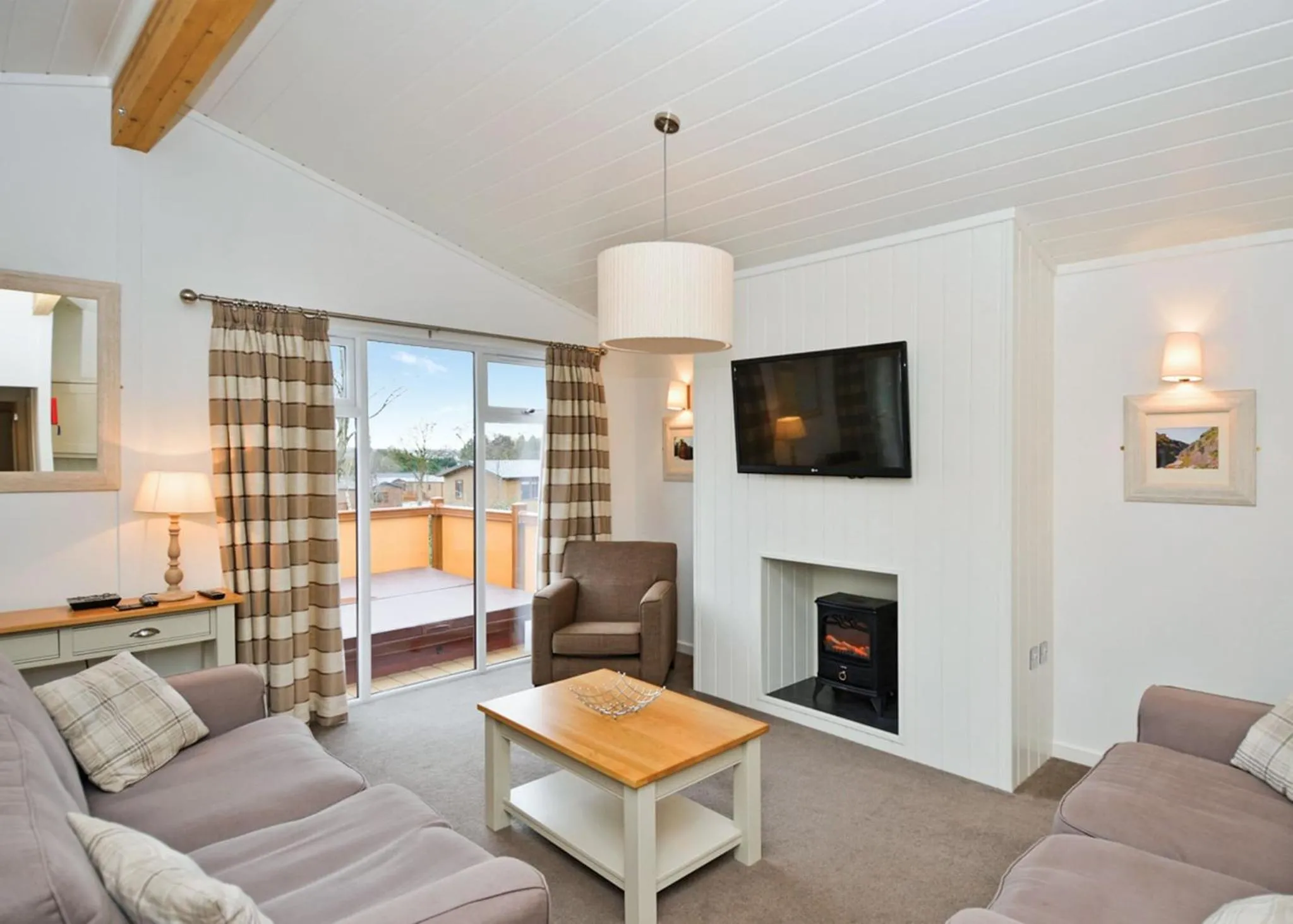 Property building in Cheddar Woods Resort And Spa
