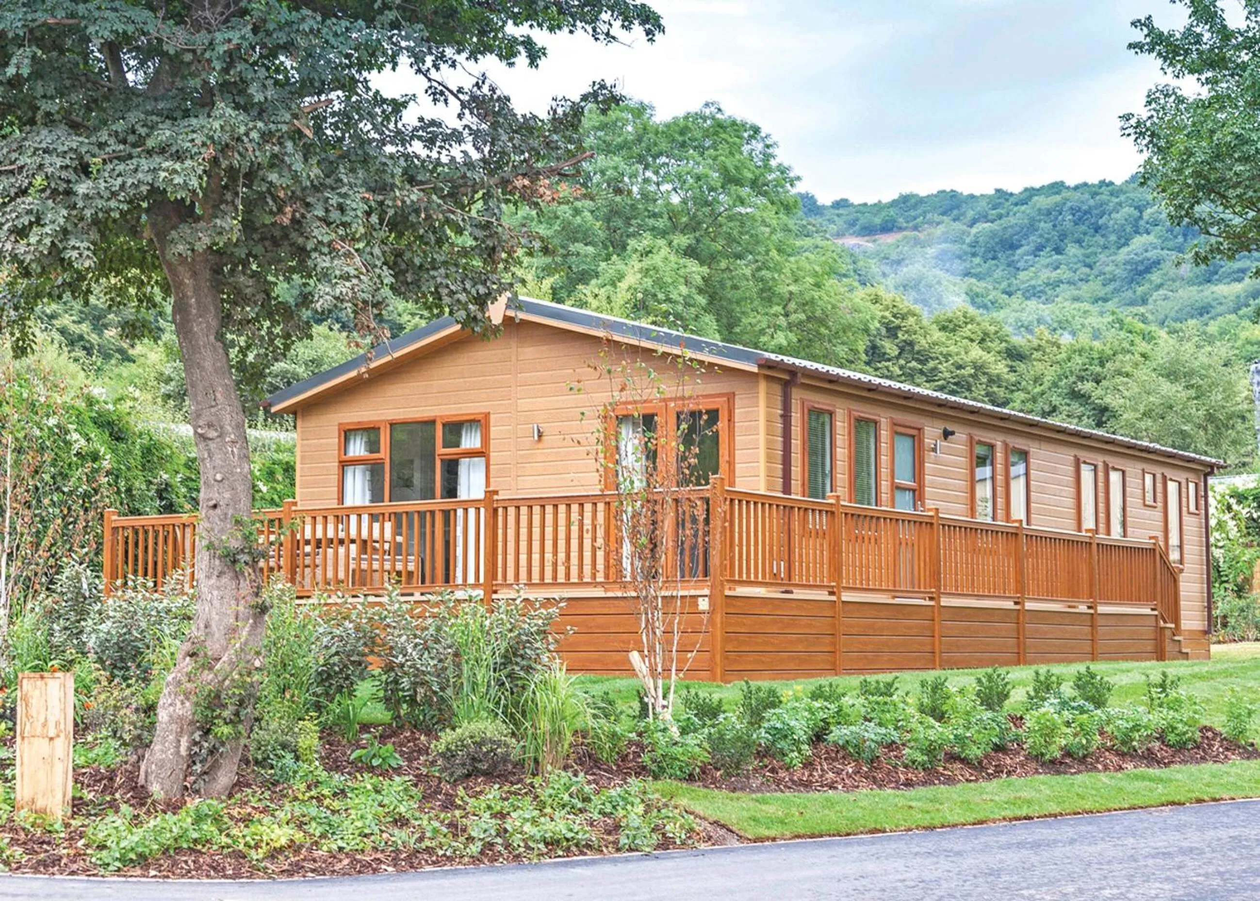 Property building in Cheddar Woods Resort And Spa