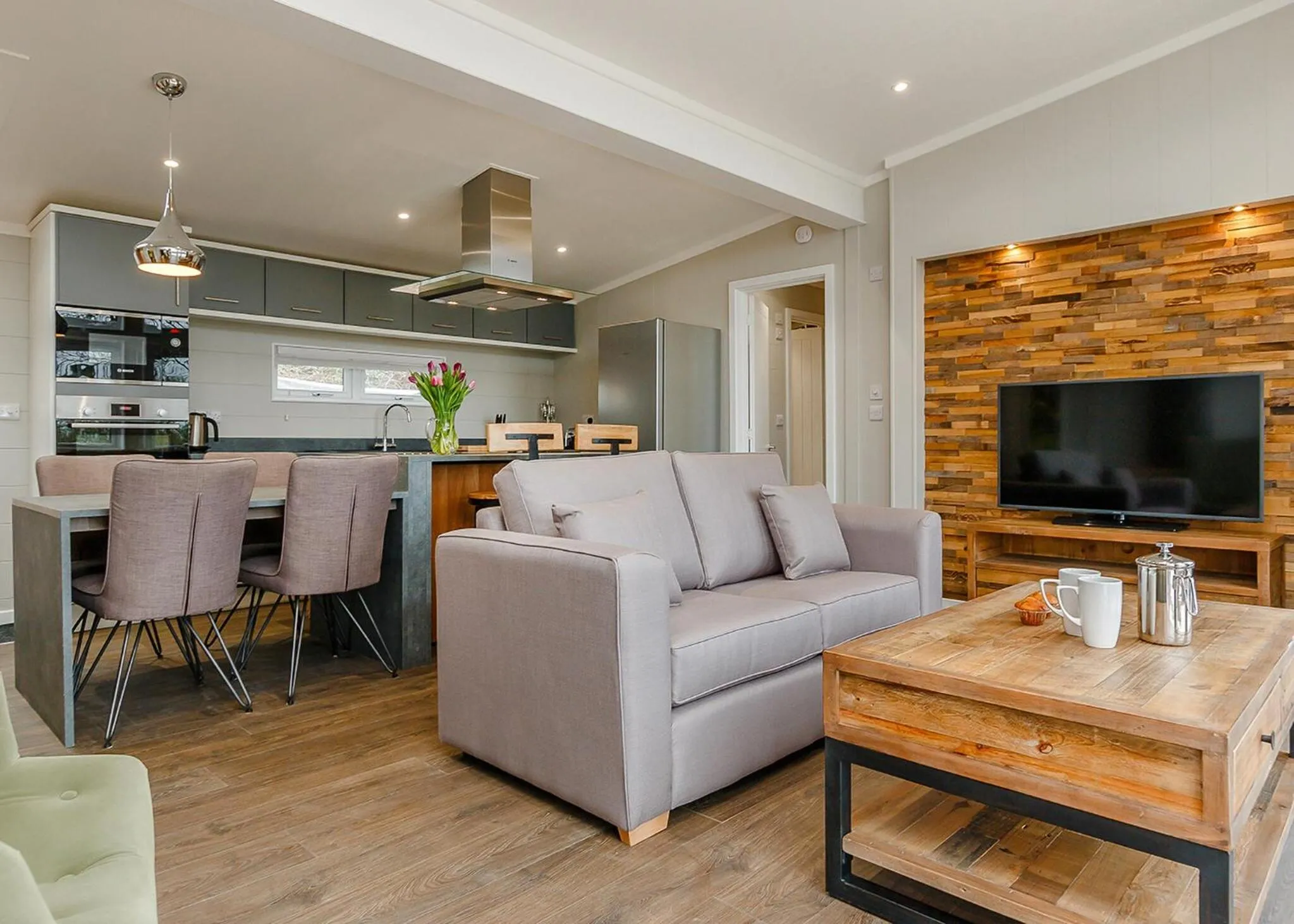 Property building in Cheddar Woods Resort And Spa