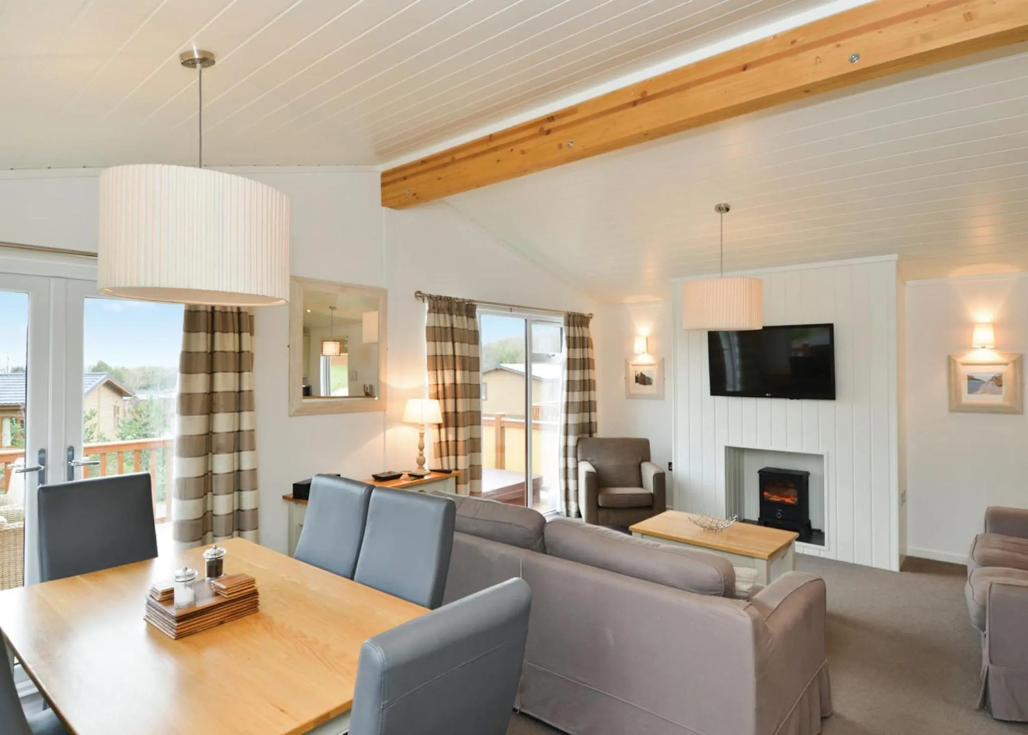 Property building in Cheddar Woods Resort And Spa