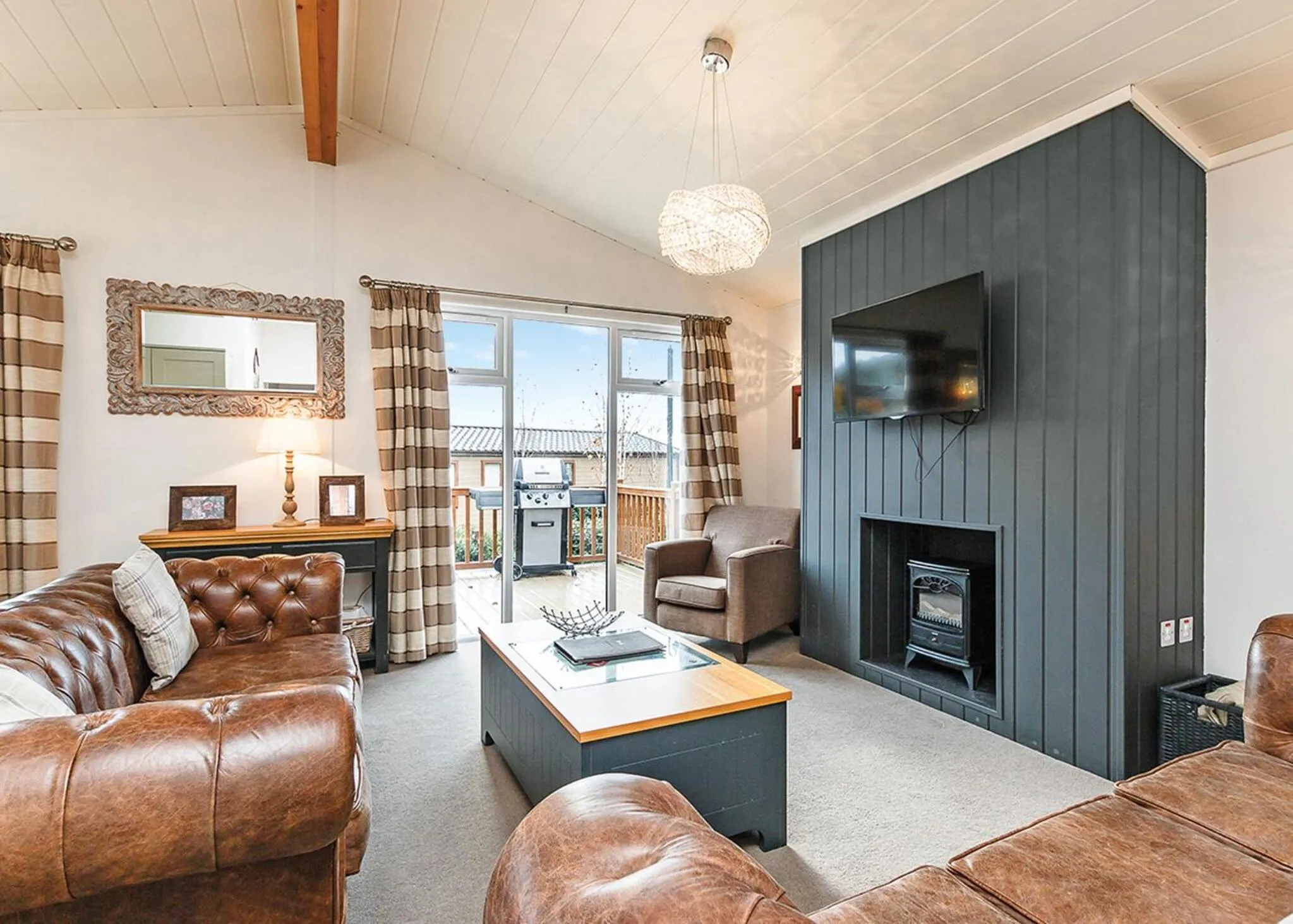 Property building in Cheddar Woods Resort And Spa