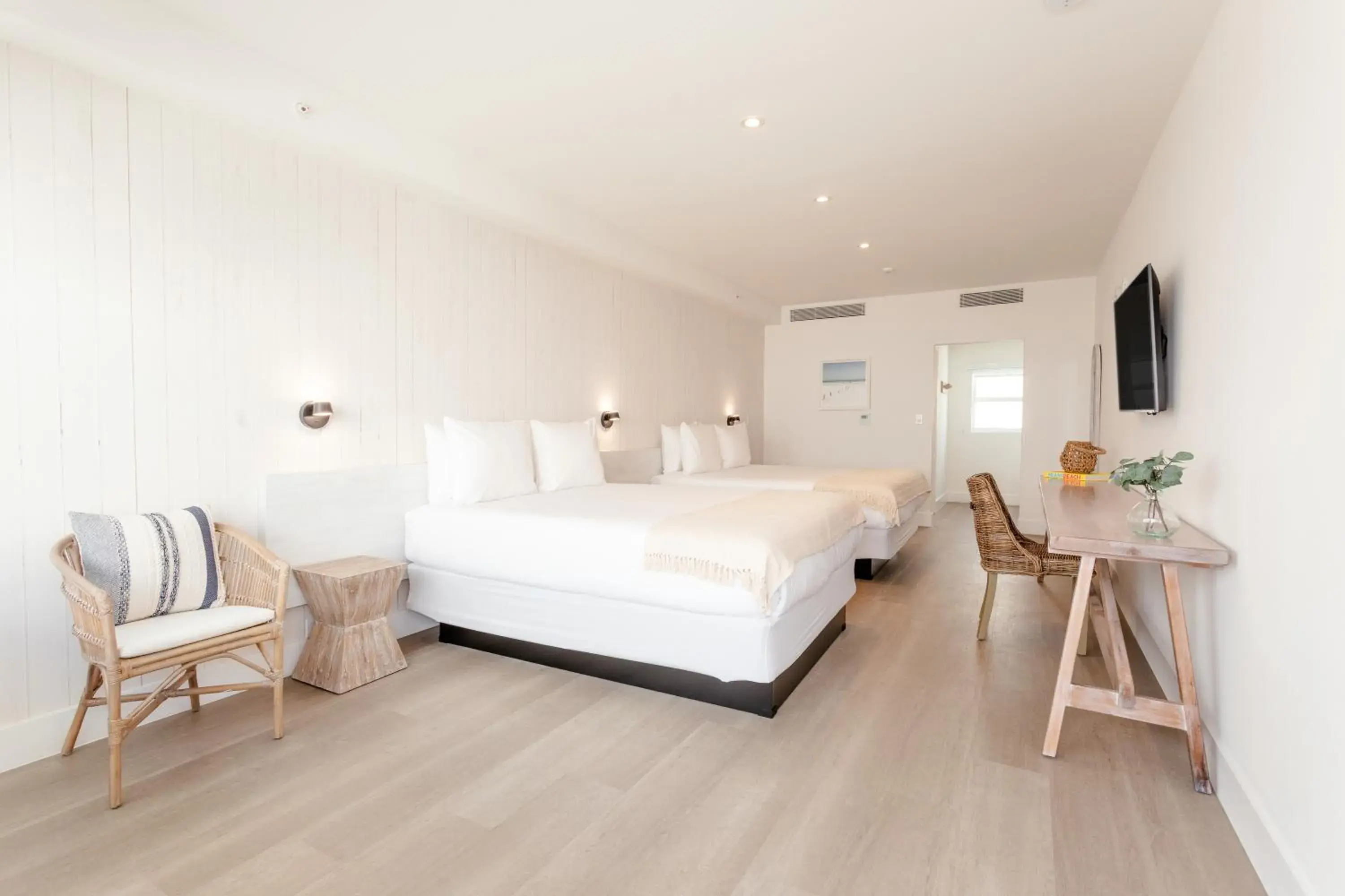 Queen Room with Two Queen Beds in Casa SOBE Queen Room with Two Queen Beds in Casa SOBE