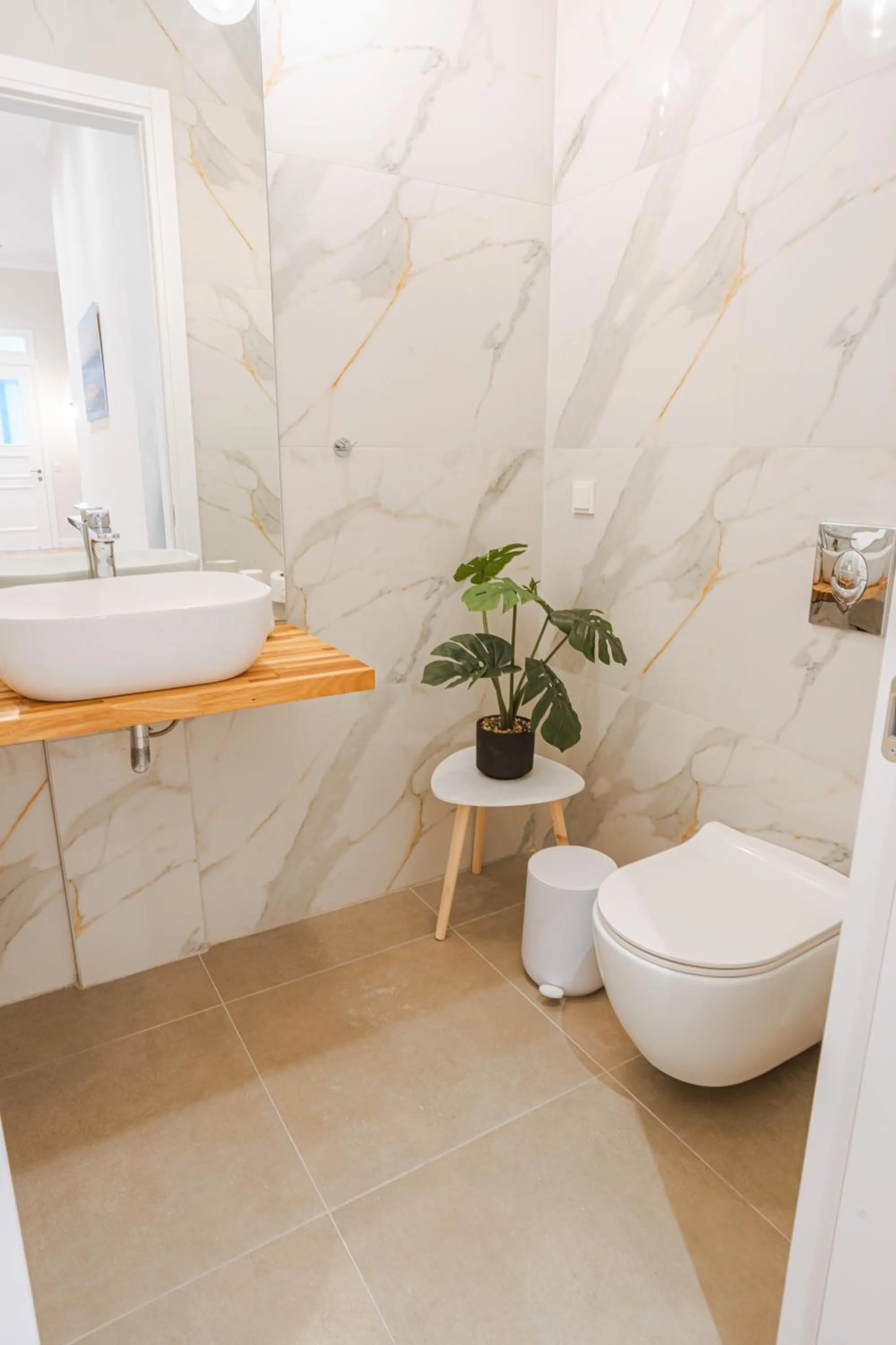 Toilet in Oikia Classic House in Old Town Kavala